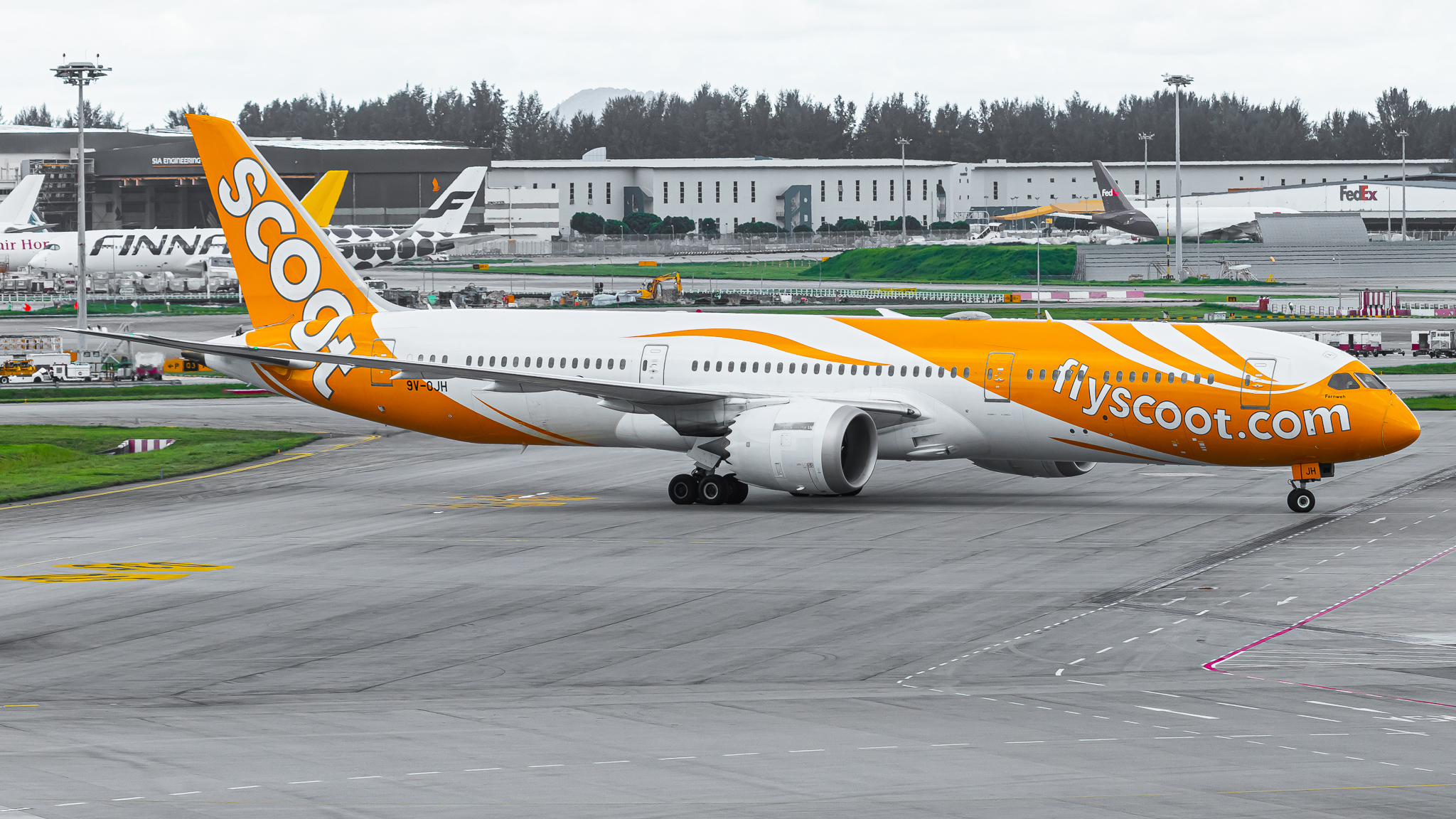 Full size: Scoot Boeing 787-9 9V-OJH  at Singapore-Changi Airport