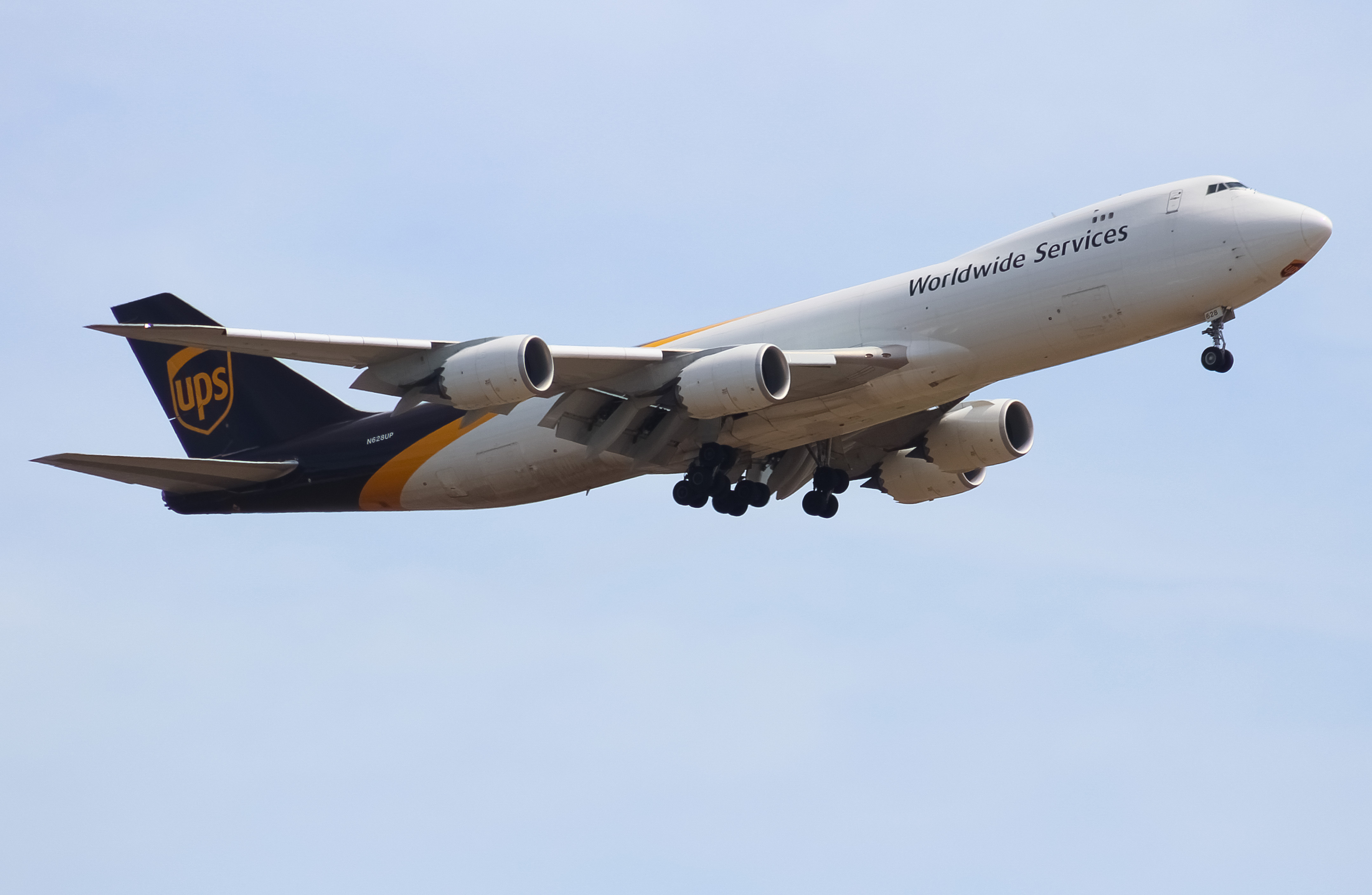 Full size: United Parcel Service Boeing 747-8F N628UP at Not Applicable