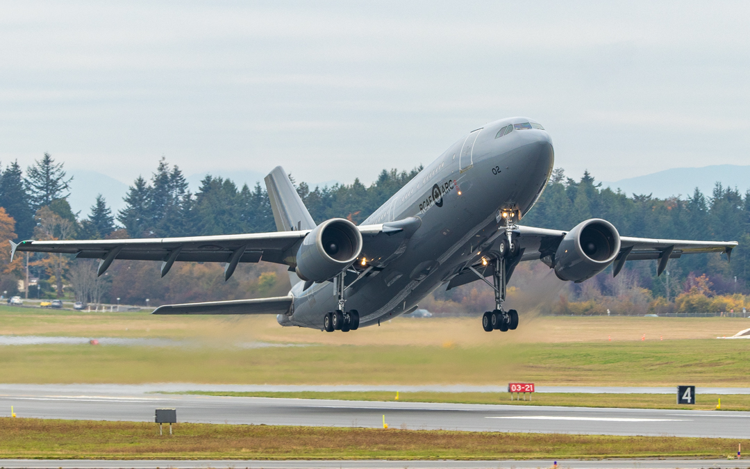 Full size: Royal Canadian Air Force Airbus CC-150 Polaris 15002 at Victoria International Airport