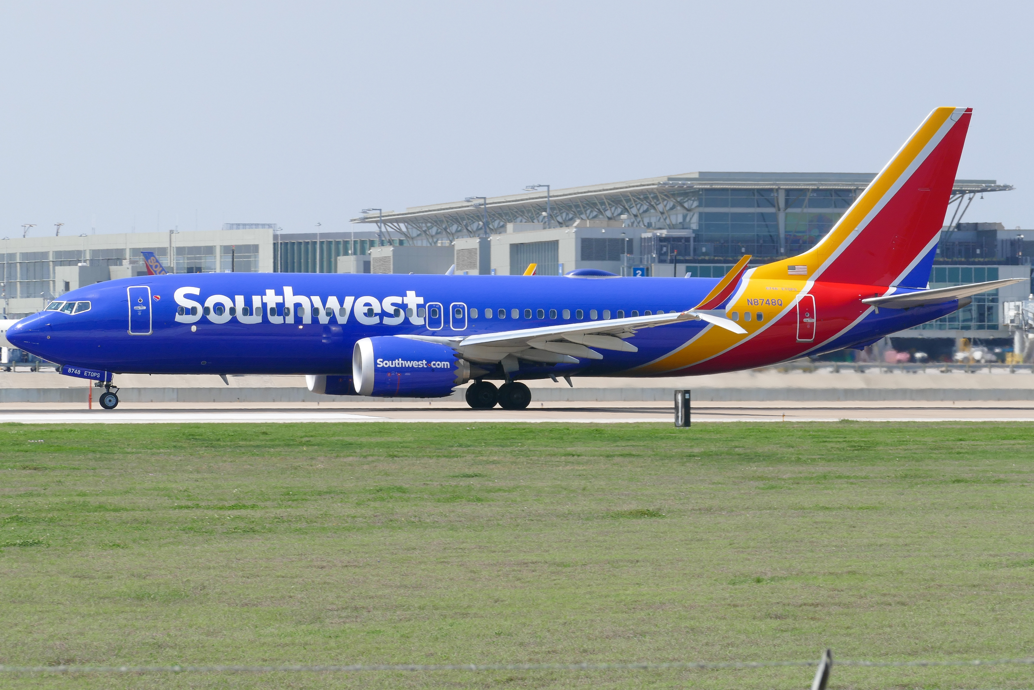 Full size: Southwest Airlines Boeing 737 MAX 8 N8748Q at Austin-Bergstrom International Airport