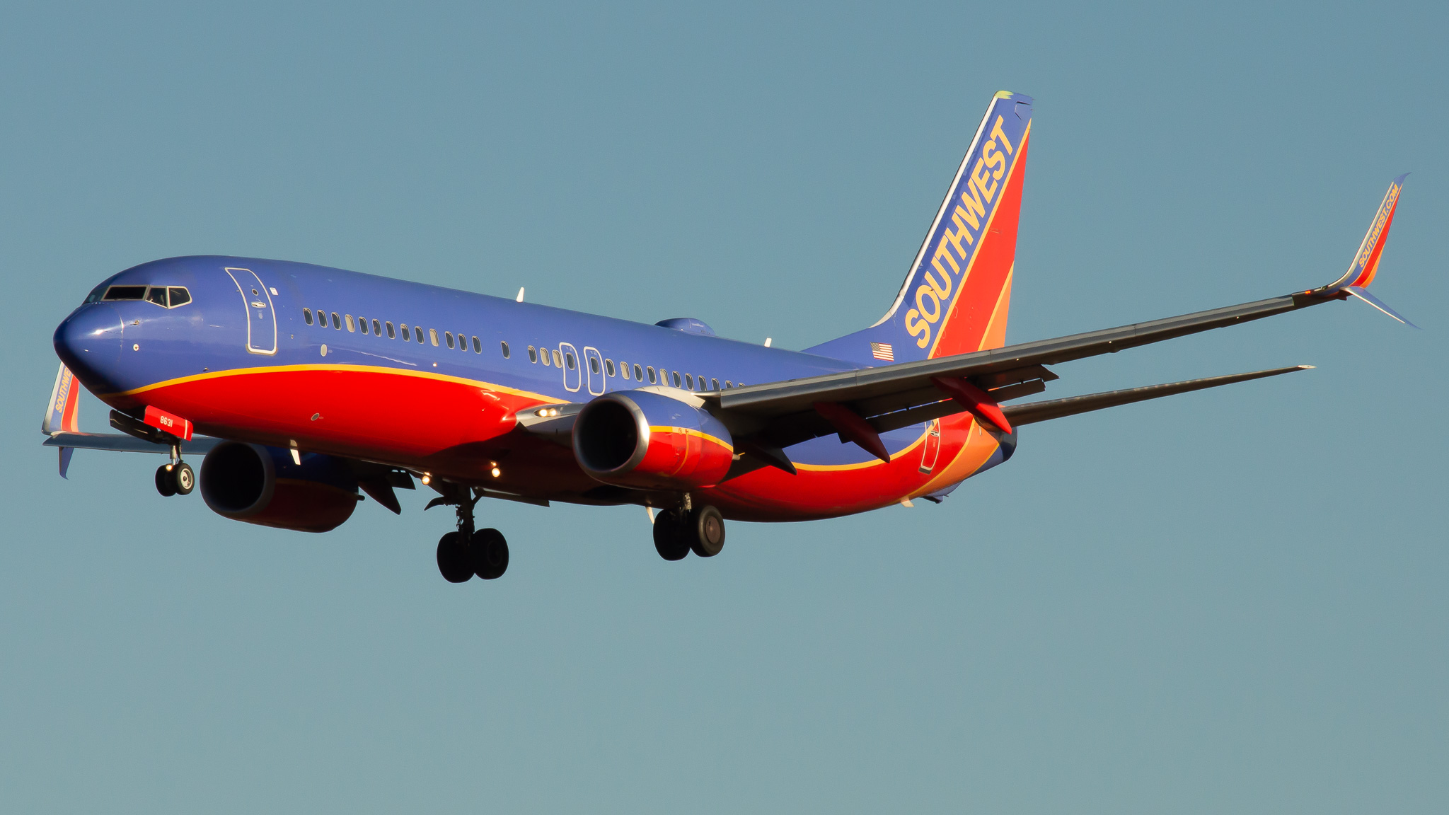 Full size: Southwest Airlines Boeing 737-800 N8631A at Baltimore/Washington International Thurgood Marshall Airport