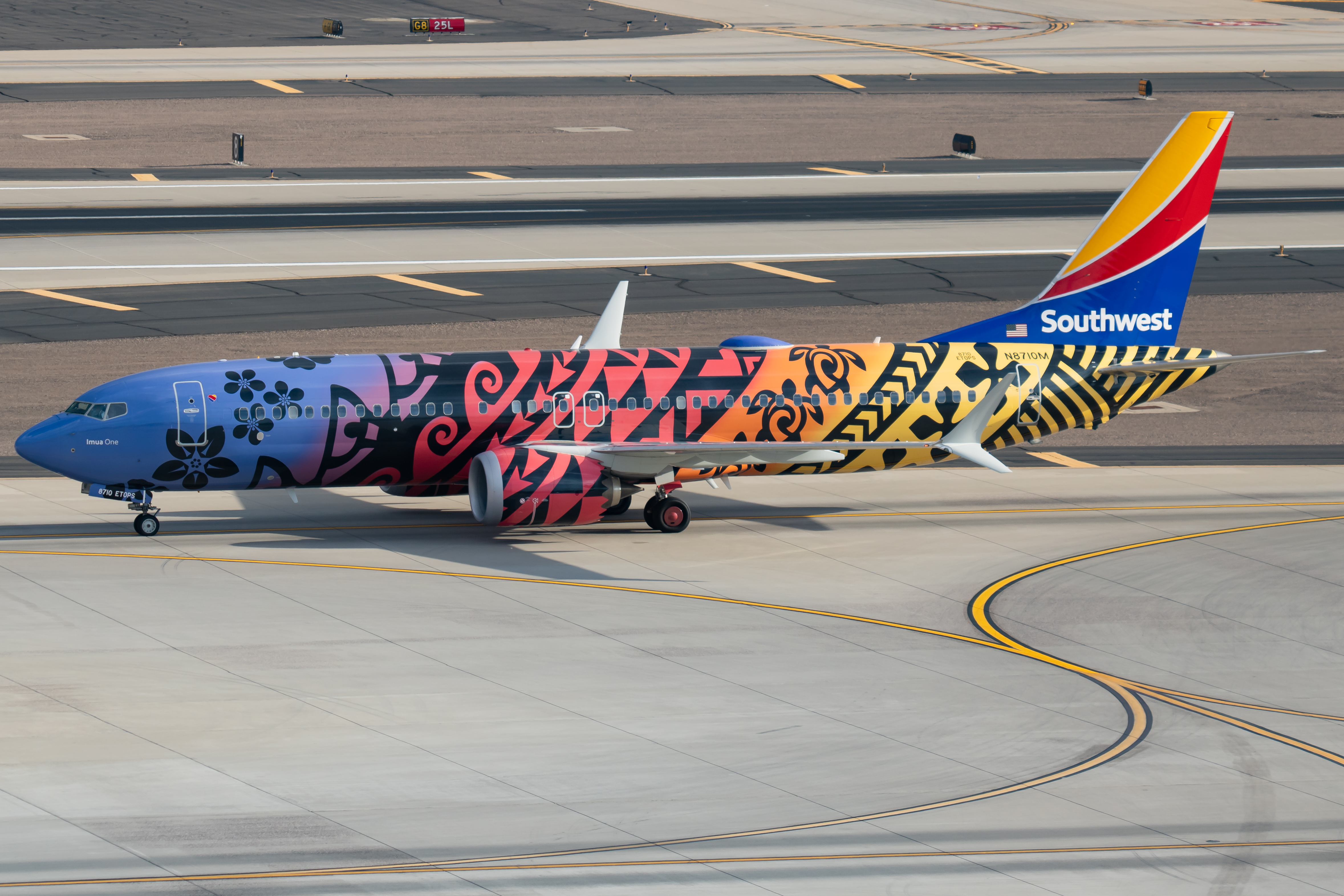Full size: Southwest Airlines Boeing 737 MAX 8 N8710M at Phoenix Sky Harbor International Airport