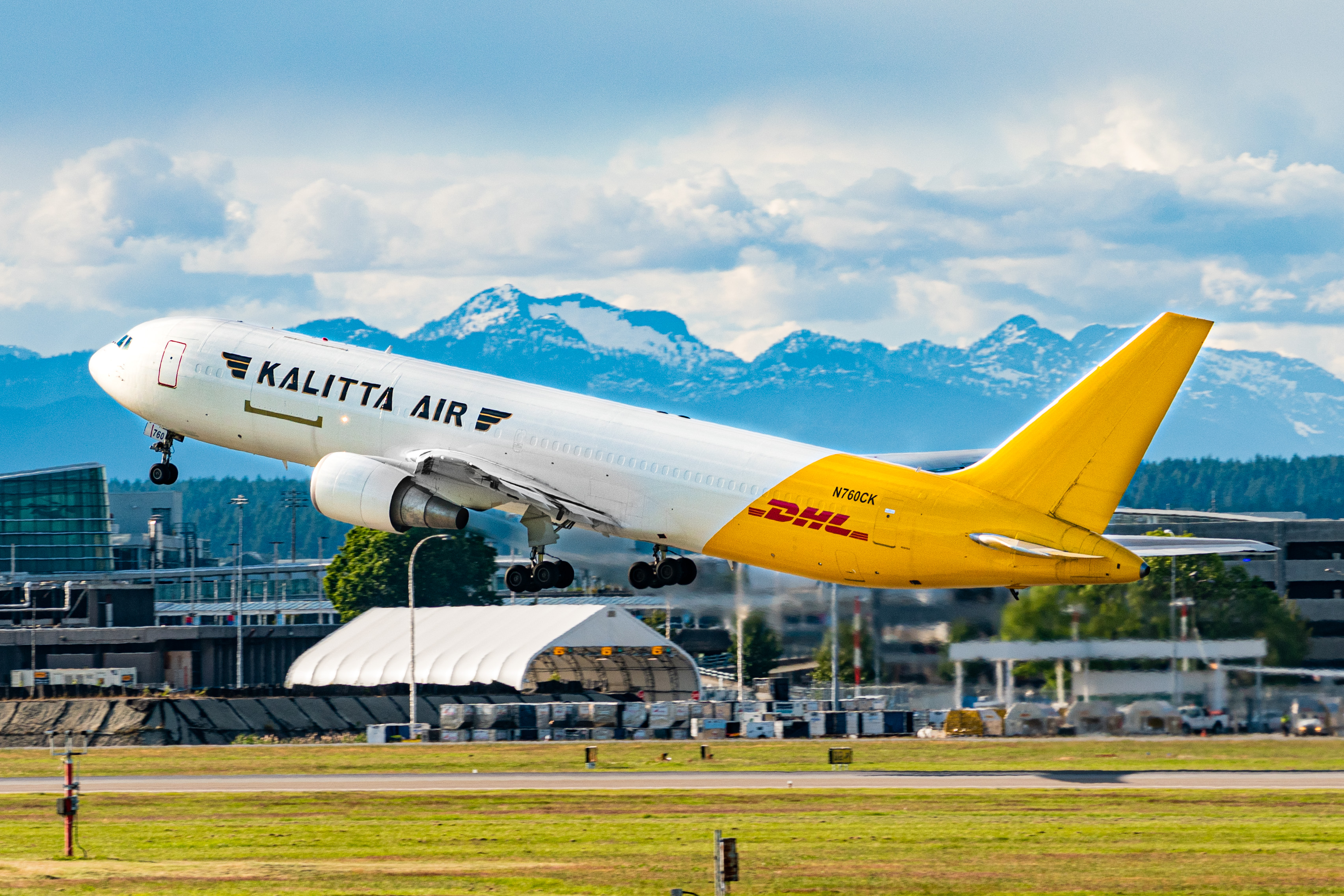 Full size: Kalitta Air Boeing 767-300F N760CK at Vancouver International Airport