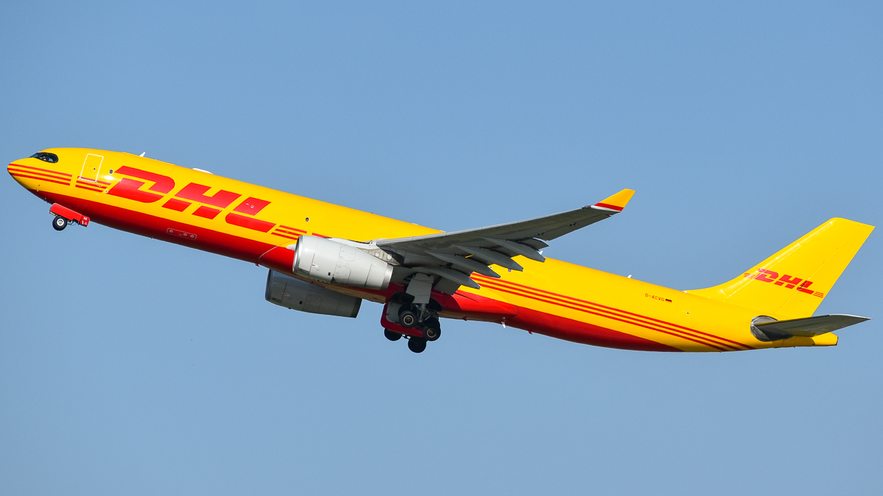 Full size: DHL Airbus A330-300F D-ACVG at Cincinnati/Northern Kentucky International Airport