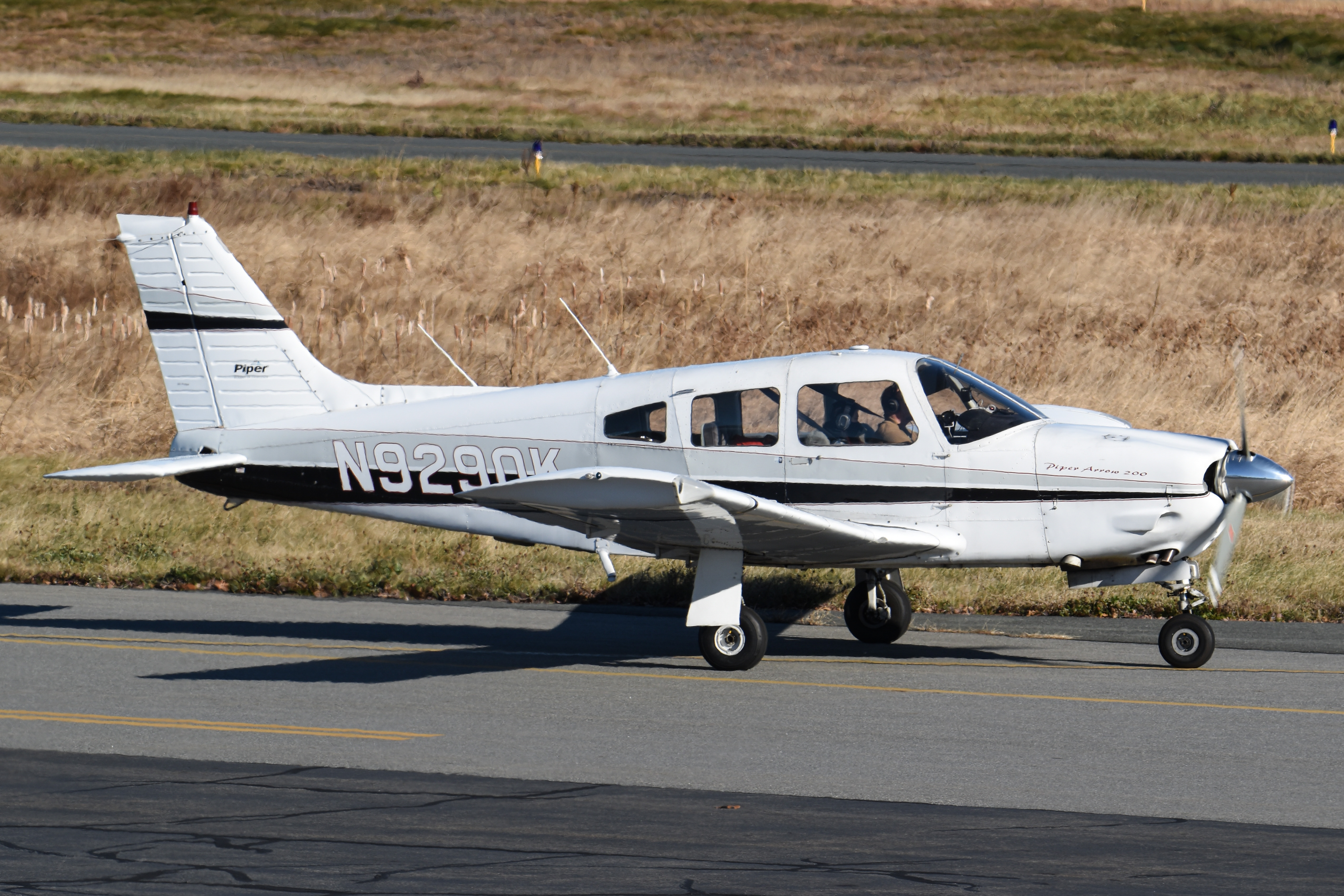 Full size: PRIVATE Piper PA-28 Arrow N9290K at Norwood Memorial Airport