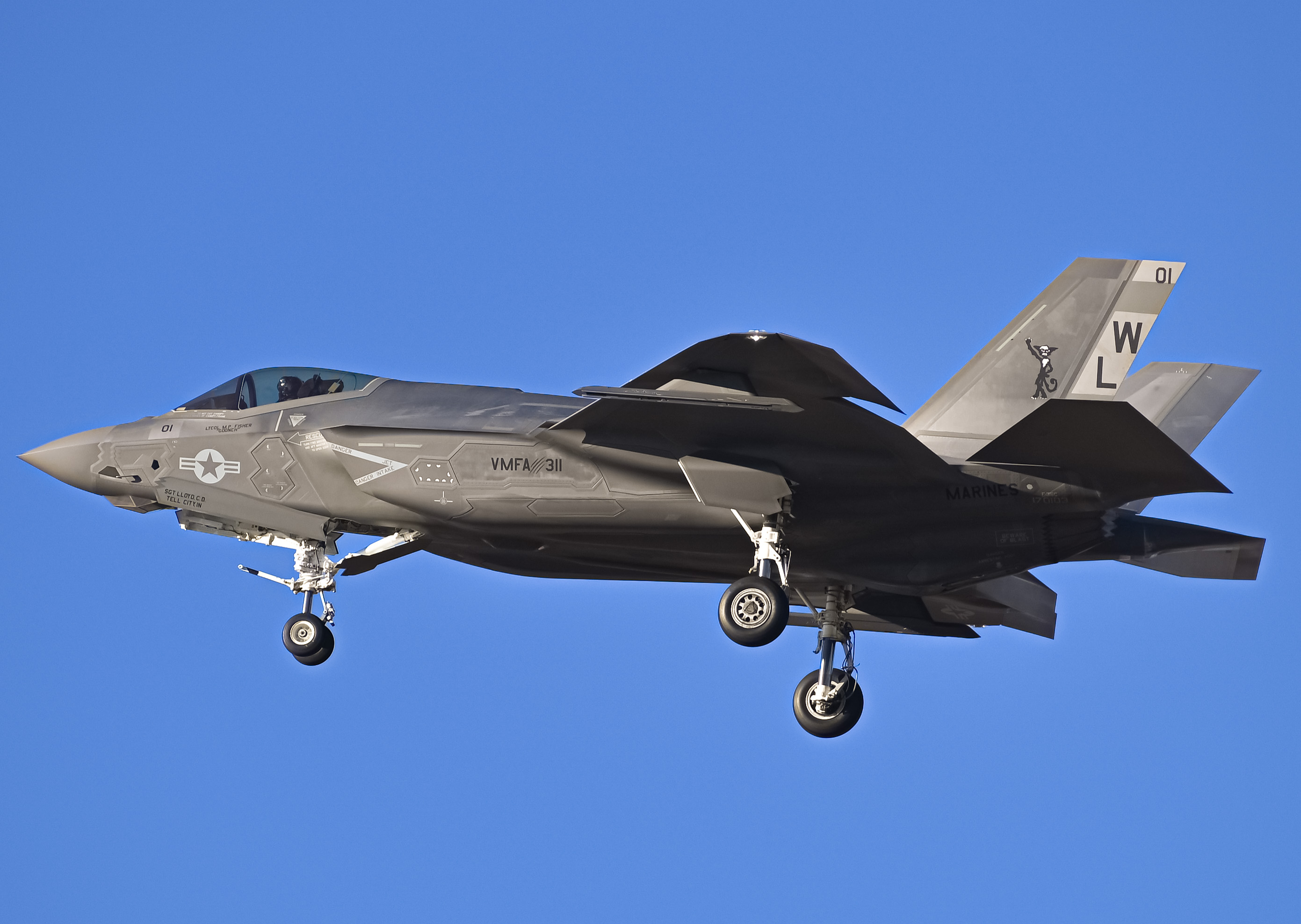 Full size: USMC - United States Marine Corp Lockheed Martin F-35 Lightning II 170103 at Miramar MCAS (Joe Foss Field) Airport