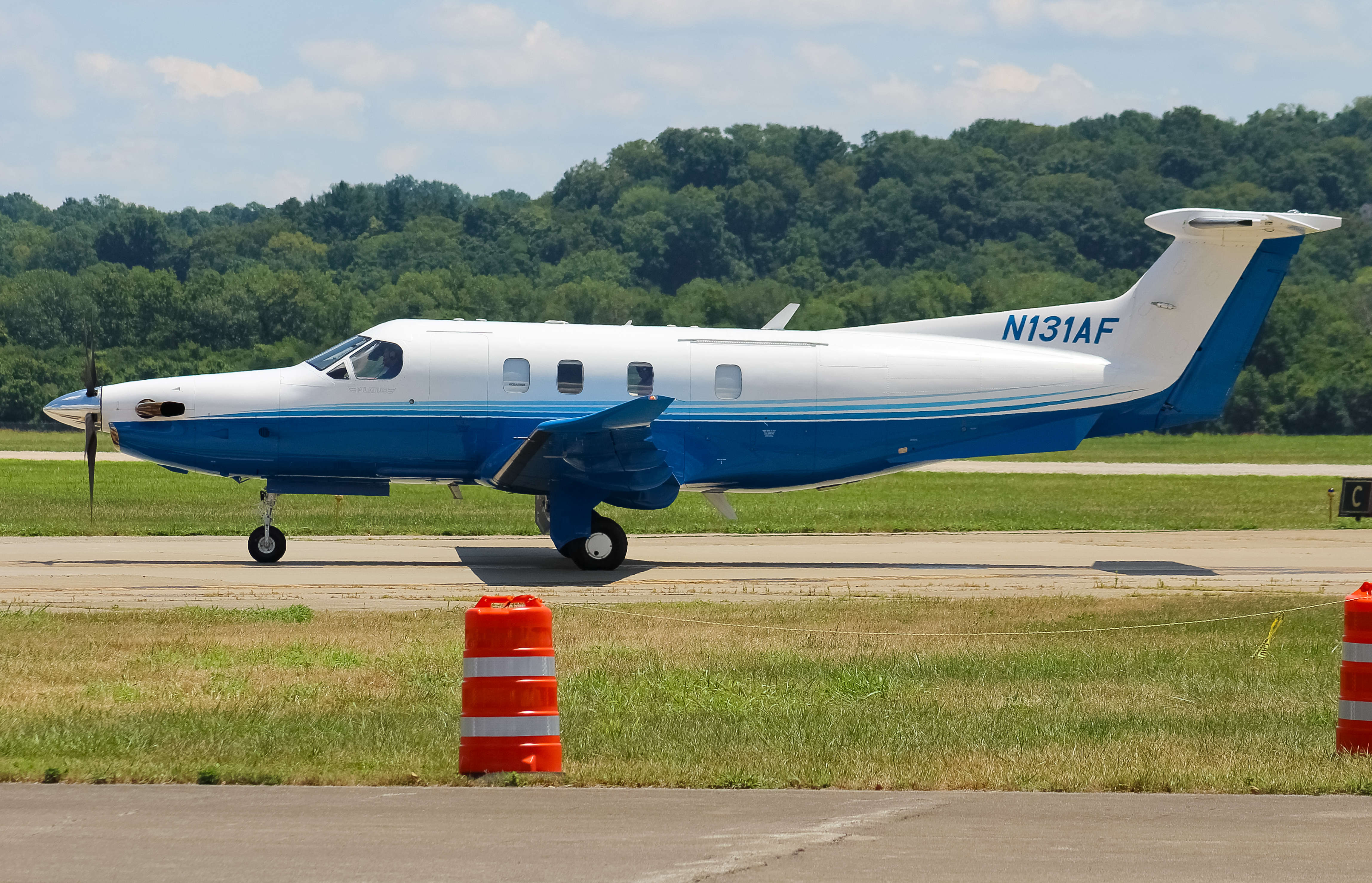 Full size: Planesense Pilatus PC-12 N131AF at Cincinnati Municipal Airport/Lunken Field