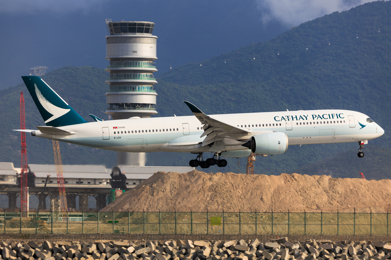 Full size: Cathay Pacific Airbus A350-900 B-LRV at Hong Kong International Airport