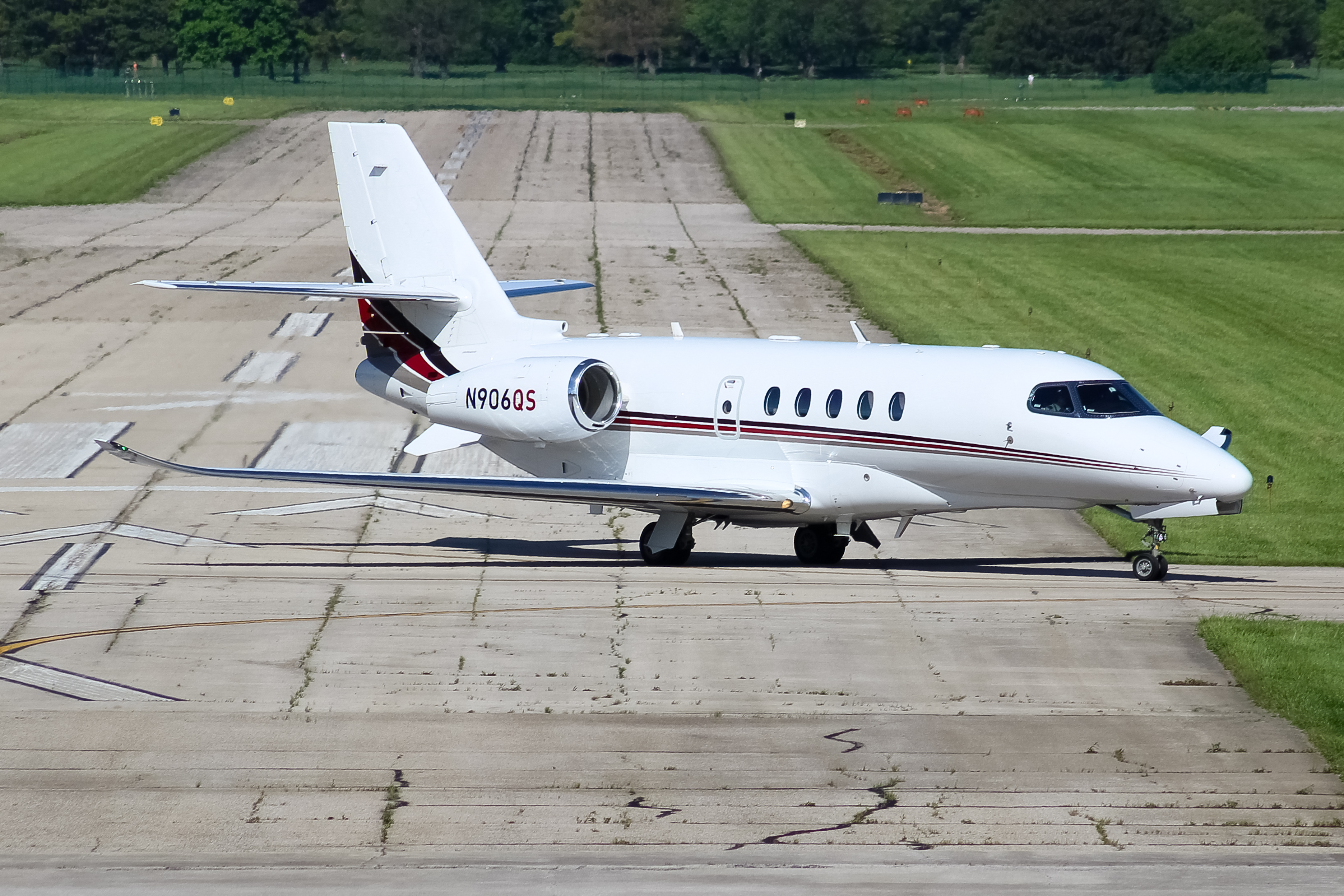 Full size: NetJets Cessna 680 Citation Latitude N906QS at Cincinnati Municipal Airport/Lunken Field