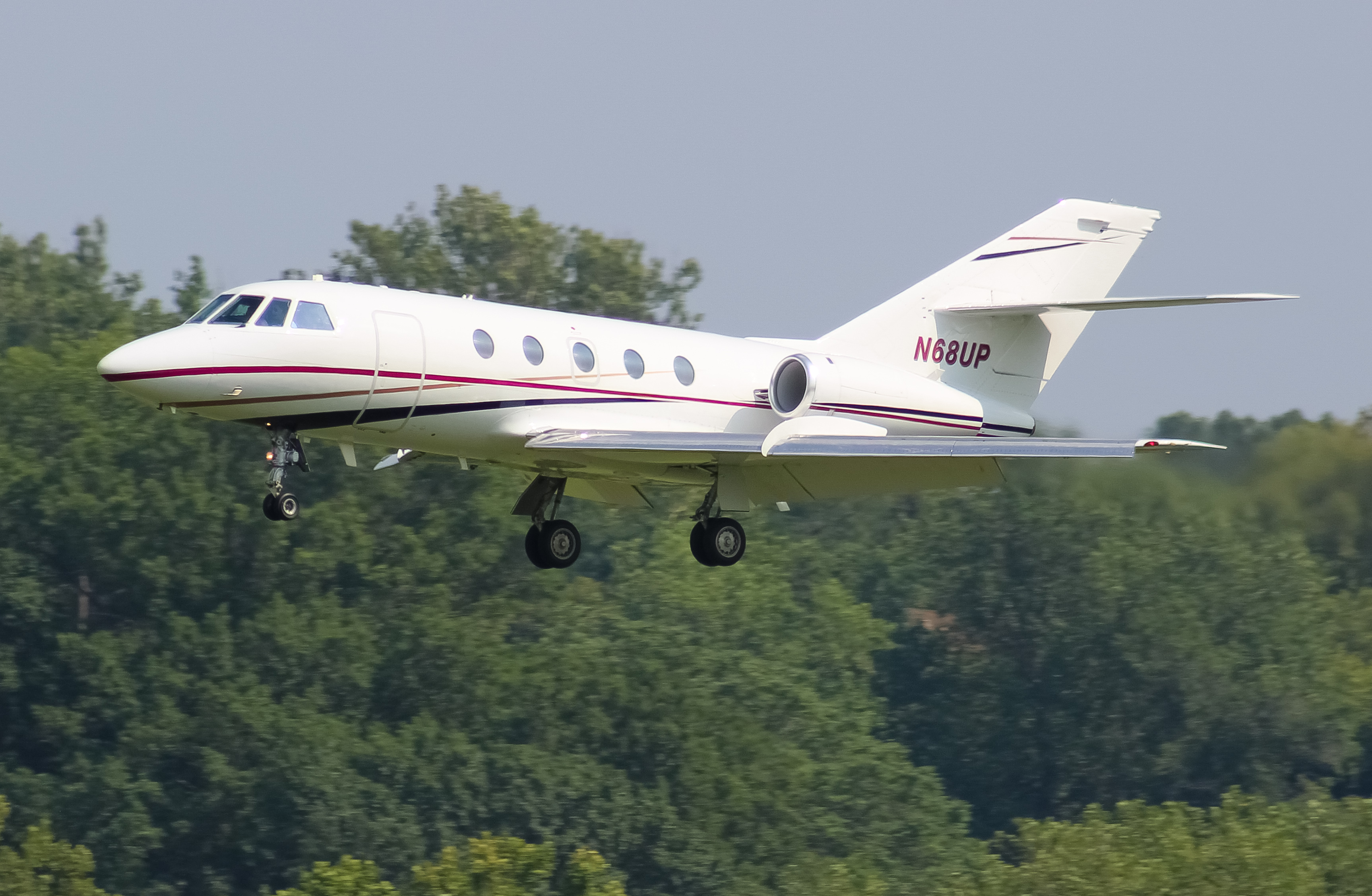 Full size: PRIVATE  Dassault Falcon 20 N68UP at Cincinnati Municipal Airport/Lunken Field
