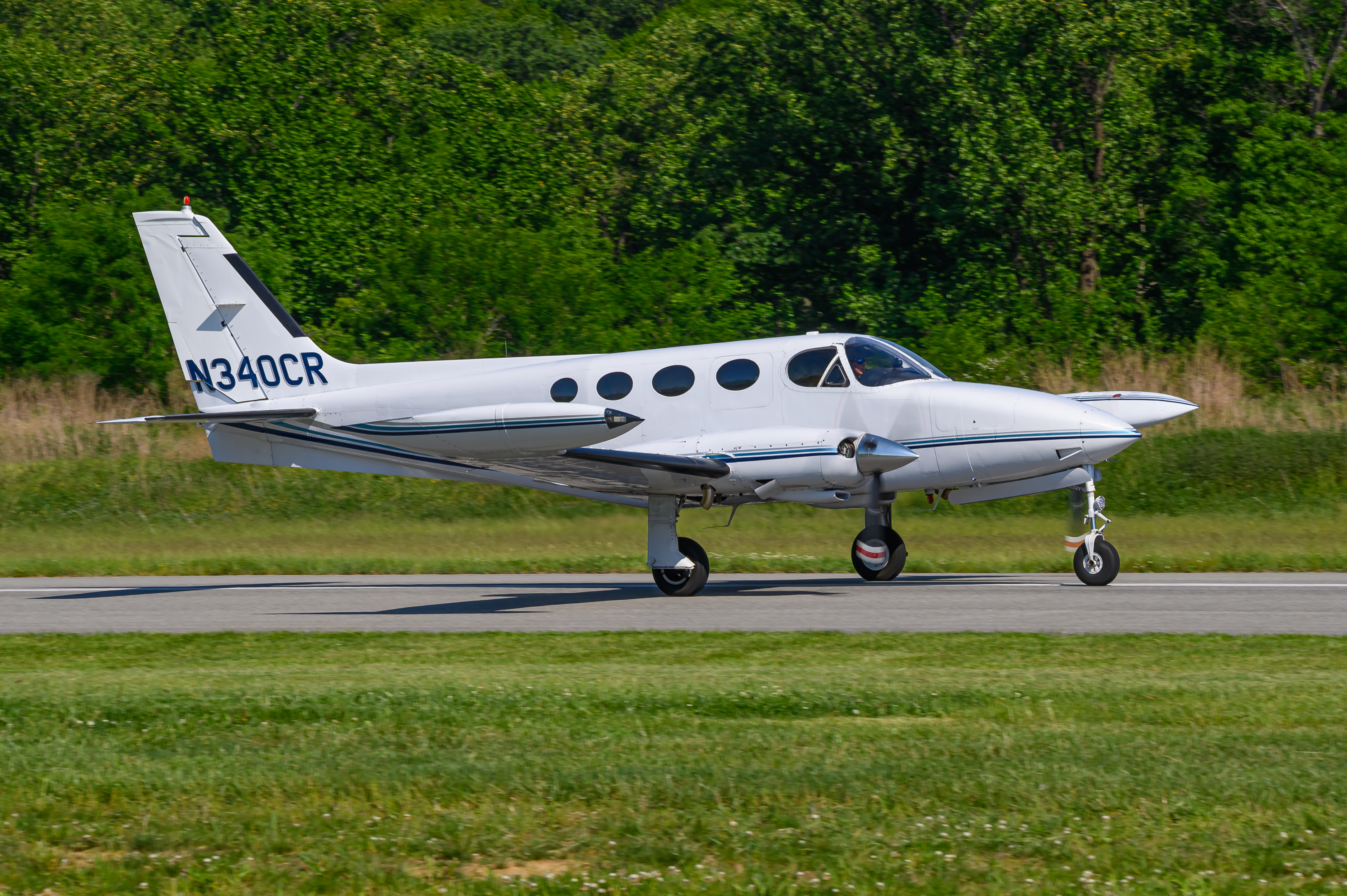 Full size: PRIVATE Cessna 340 N340CR at New Garden Airport