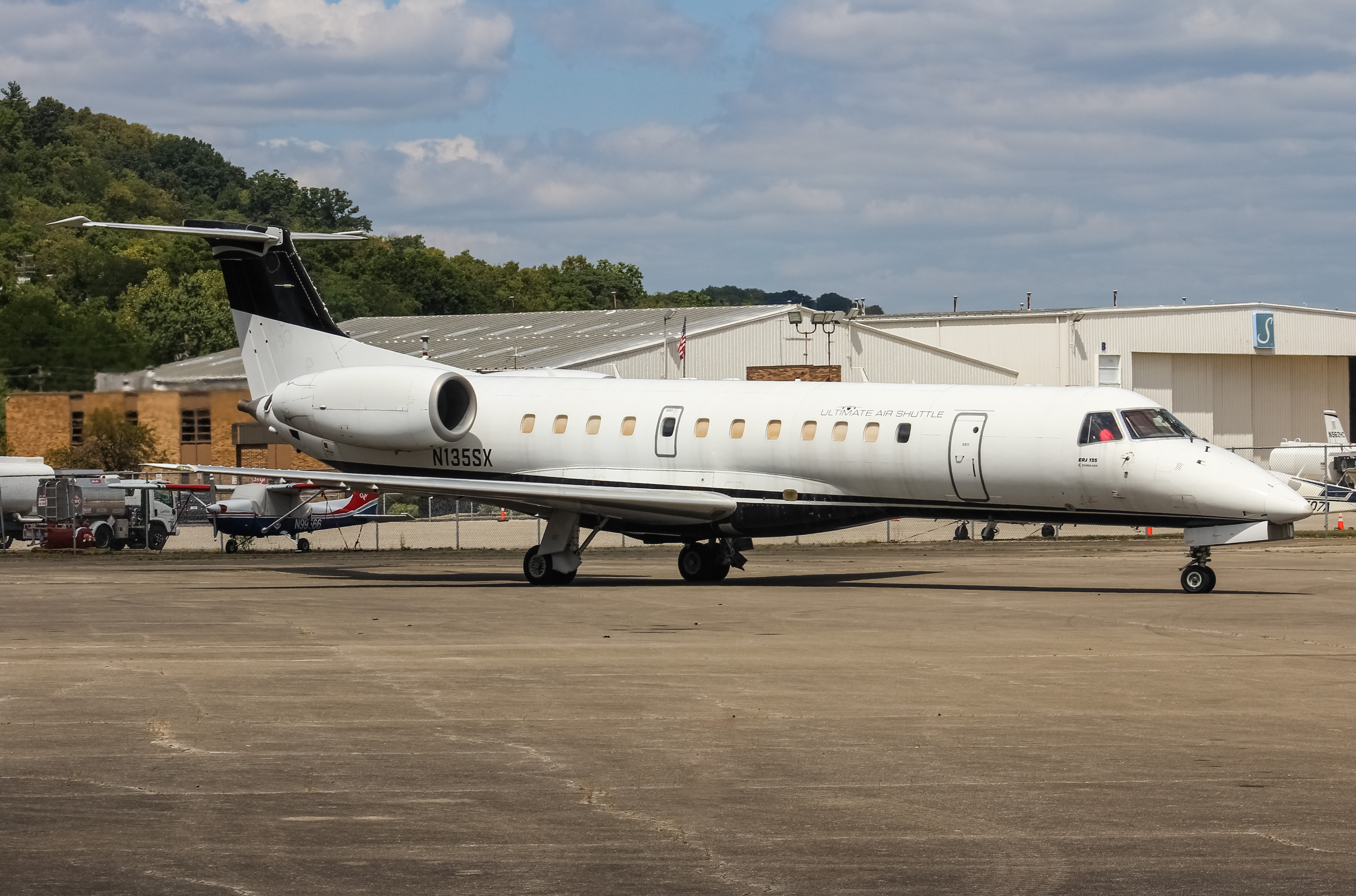Full size: Ultimate Air Shuttle Embraer ERJ135 N135SX at Cincinnati Municipal Airport/Lunken Field
