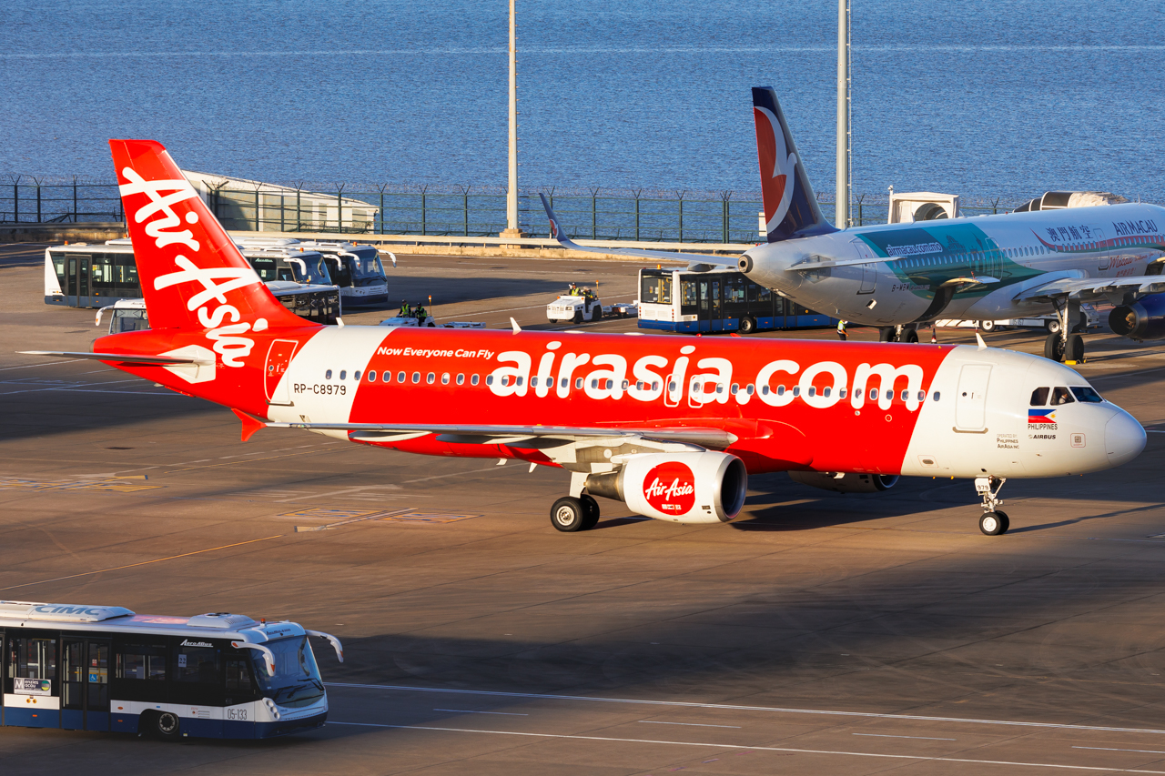 Full size: Philippines AirAsia Airbus A320 RP-C8979 at Macau International Airport