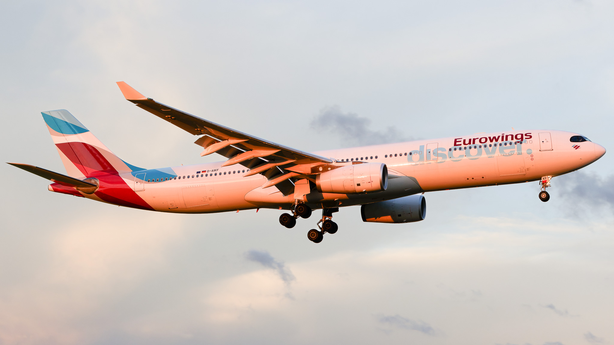 Full size: Eurowings Airbus A330-300 D-AIKF at Tampa International Airport