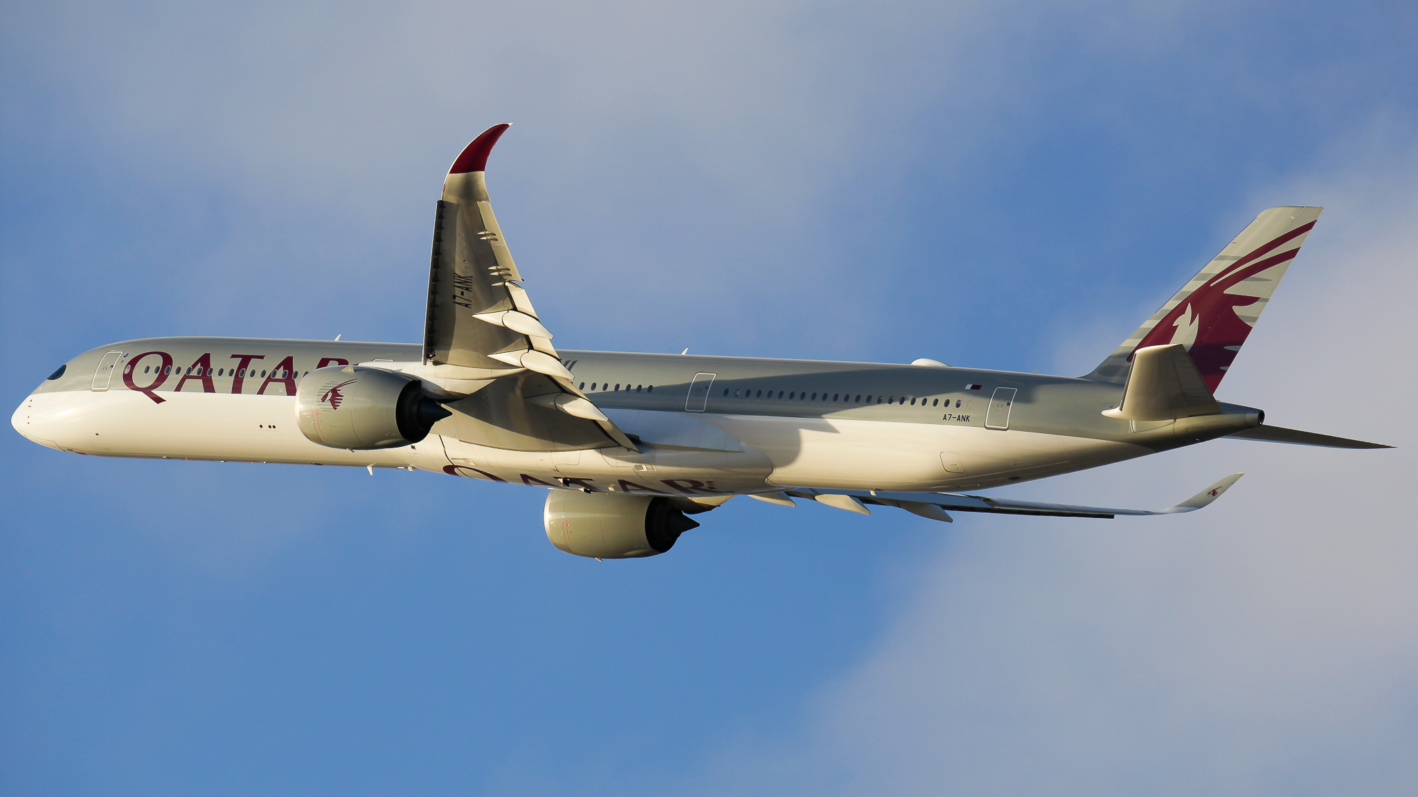 Full size: Qatar Airways Airbus A350-1000 A7-ANK at Los Angeles International Airport