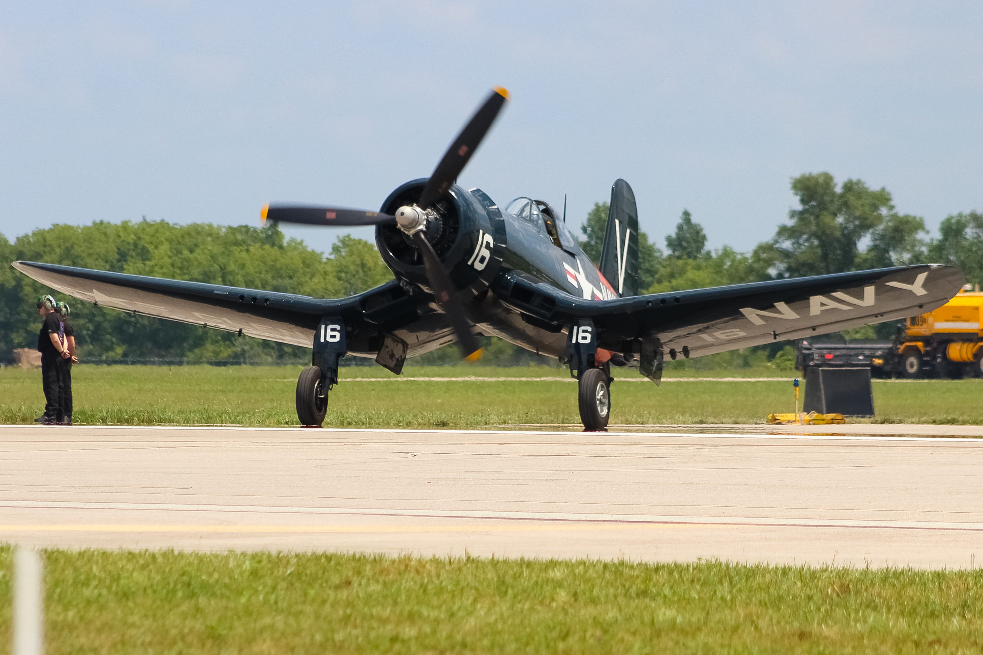 Full size: PRIVATE Goodyear FG-1D Corsair NX194G at James M Cox Dayton International Airport