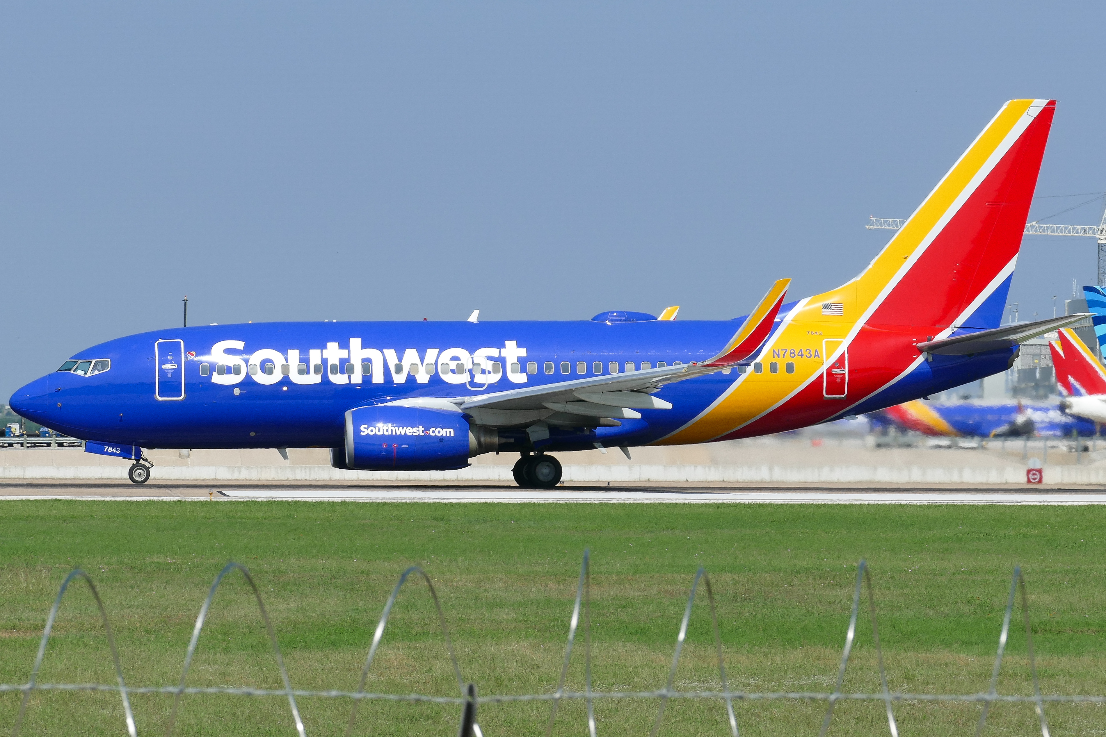 Full size: Southwest Airlines Boeing 737-700 N7843A at Austin-Bergstrom International Airport