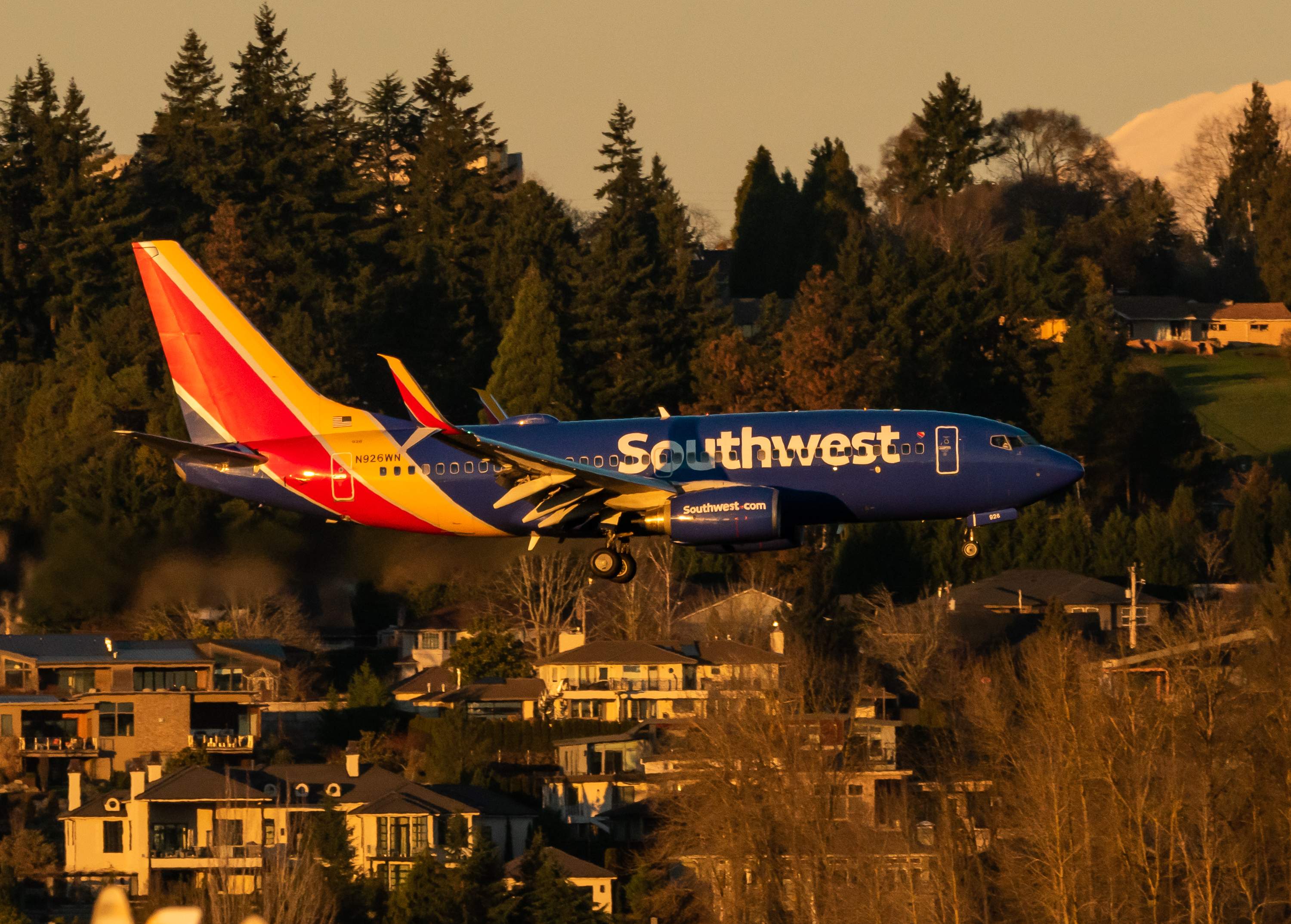 Full size: Southwest Airlines Boeing 737-800 N926WN at Portland International Airport