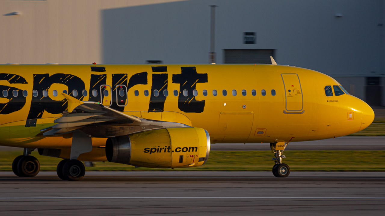 Full size: Spirit Airlines Airbus A320 N602NK at John Glenn Columbus International Airport