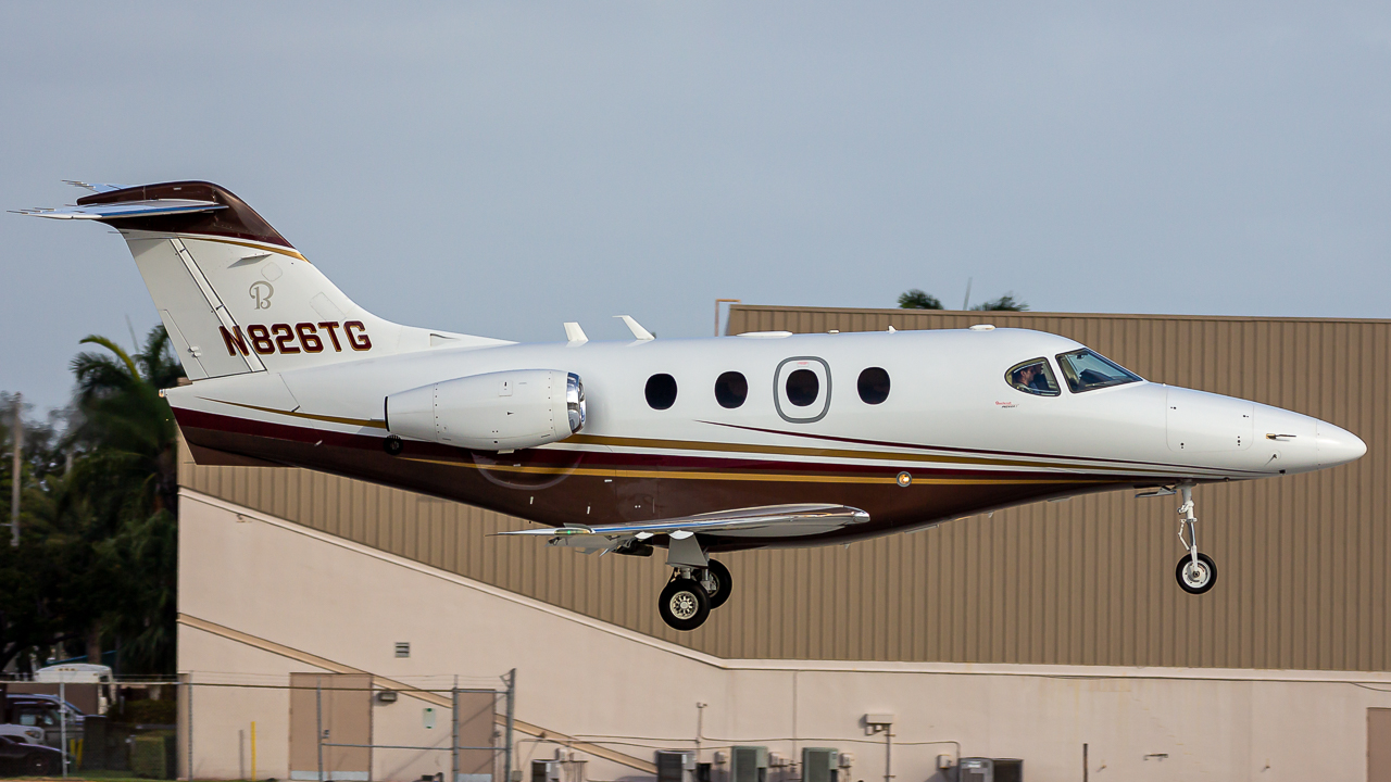 Full size: PRIVATE Beechcraft 390 Premier  N826TG at Fort Lauderdale/Hollywood International Airport