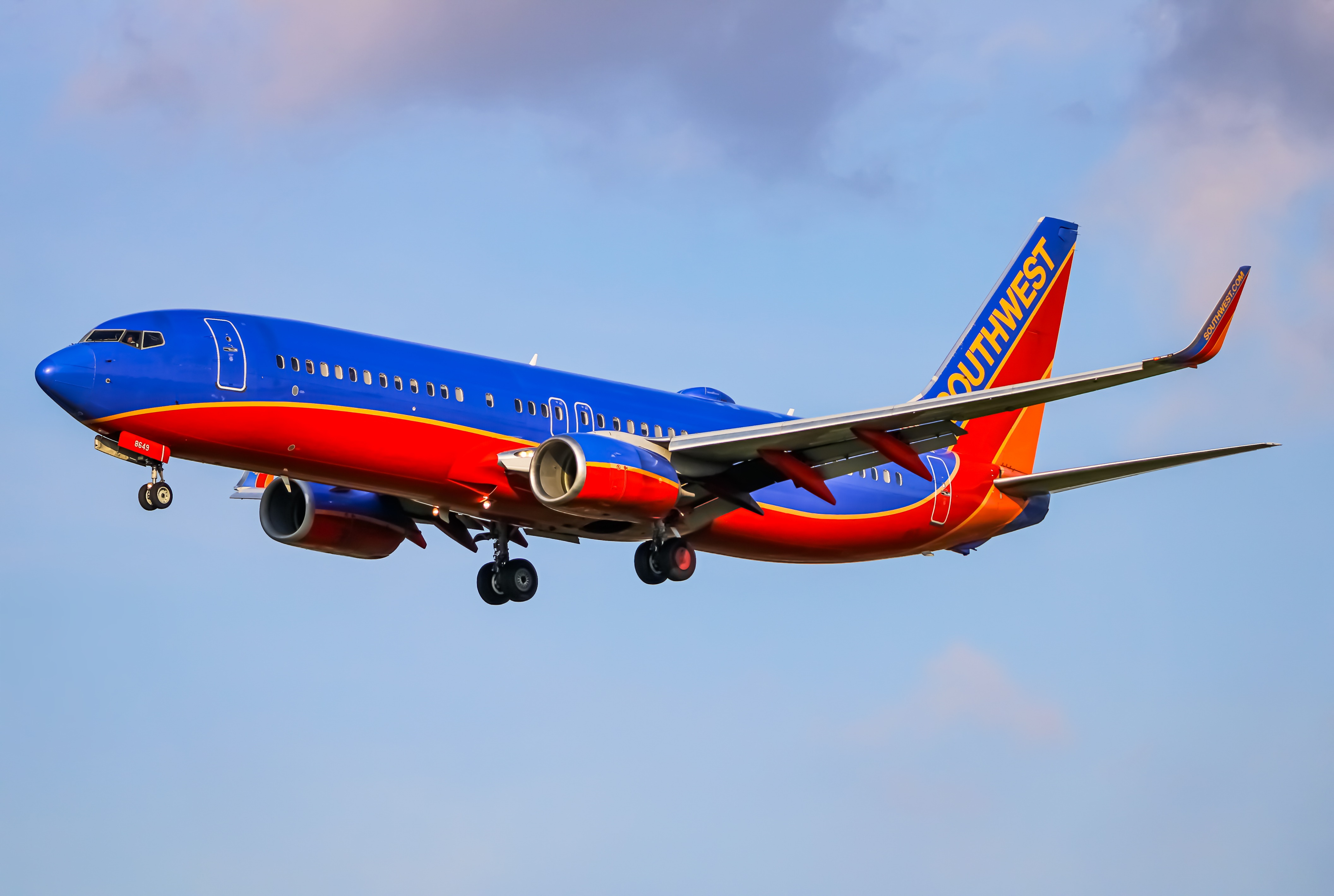 Full size: Southwest Airlines Boeing 737-800 N8649A at Baltimore/Washington International Thurgood Marshall Airport