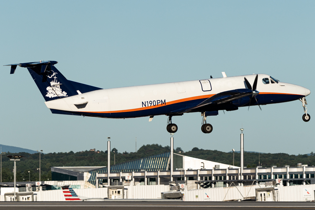 Full size: Planemaster Services Beechcraft 1900C N190PM at Manchester Airport