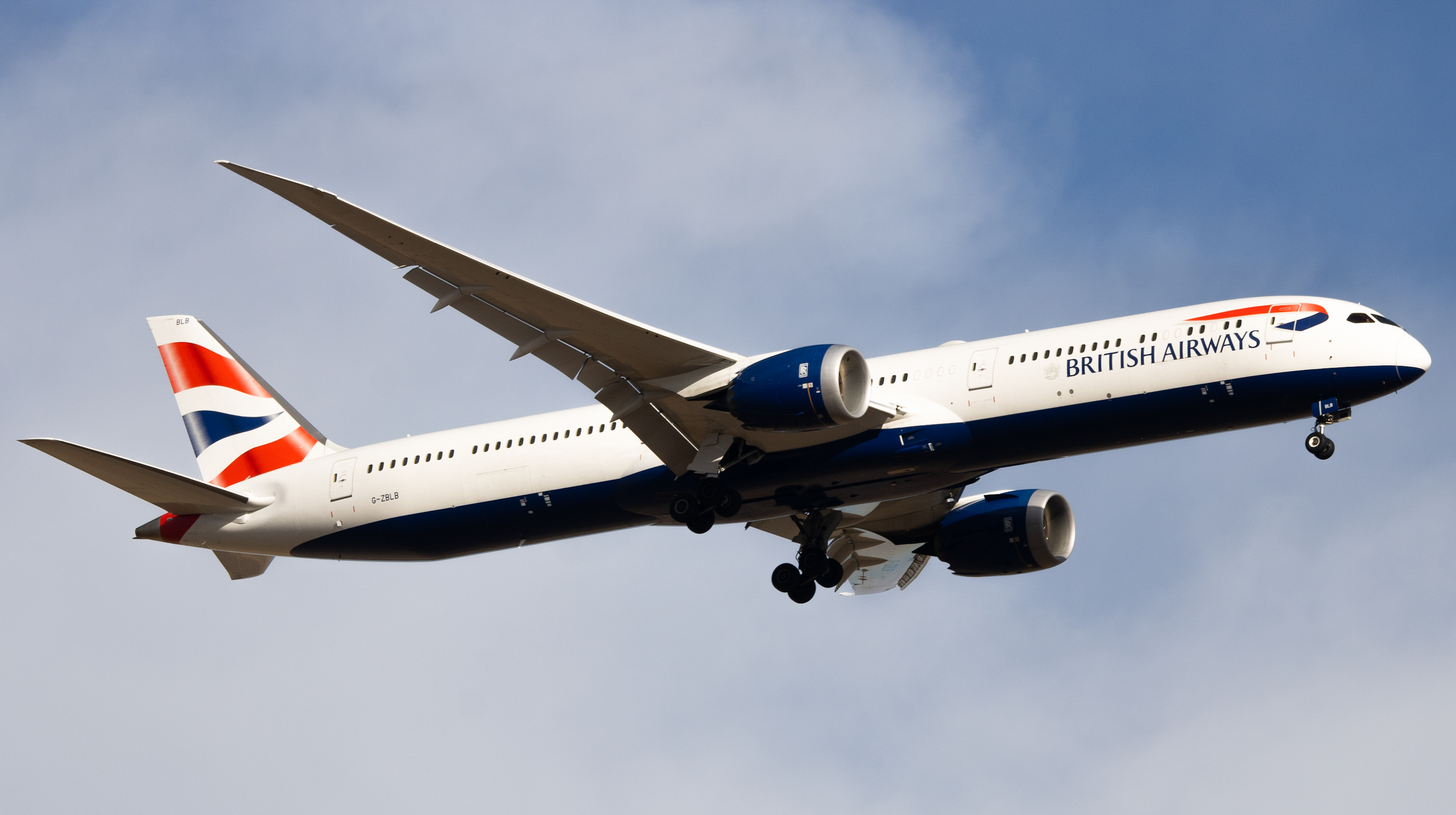 Full size: British Airways Boeing 787-10 G-ZBLB at Denver International Airport