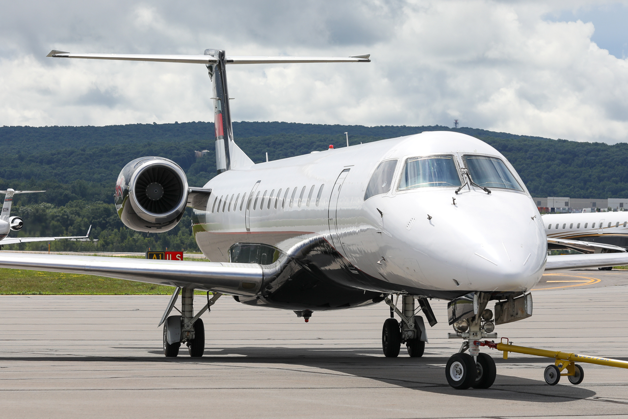 Full size: Exodus Aircraft Embraer E145 N81EX at Avoca Wilkes-Barre/Scranton International Airport