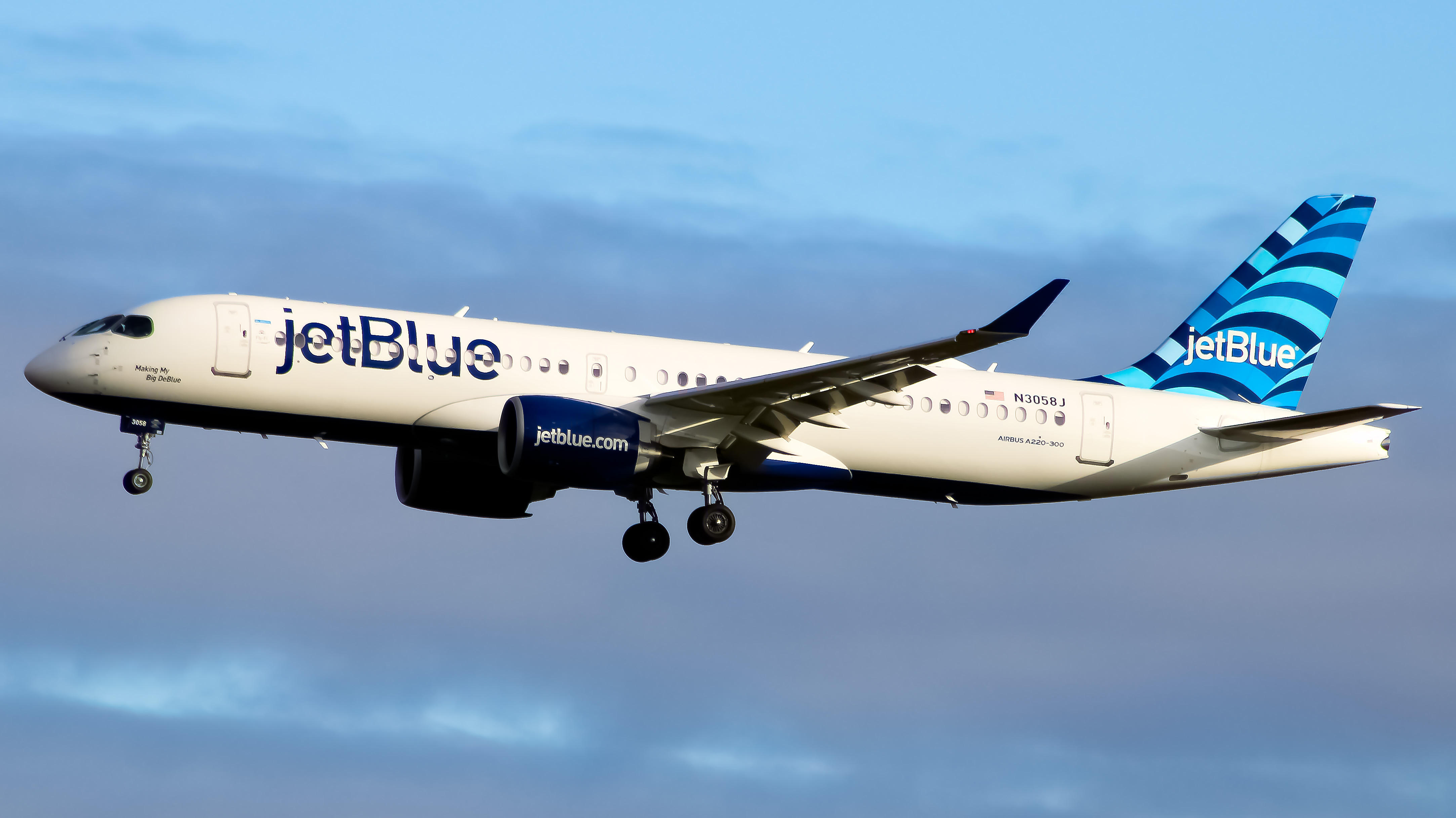 Full size: JetBlue Airways Airbus A220-300 N3058J at Hartsfield-Jackson Atlanta International Airport