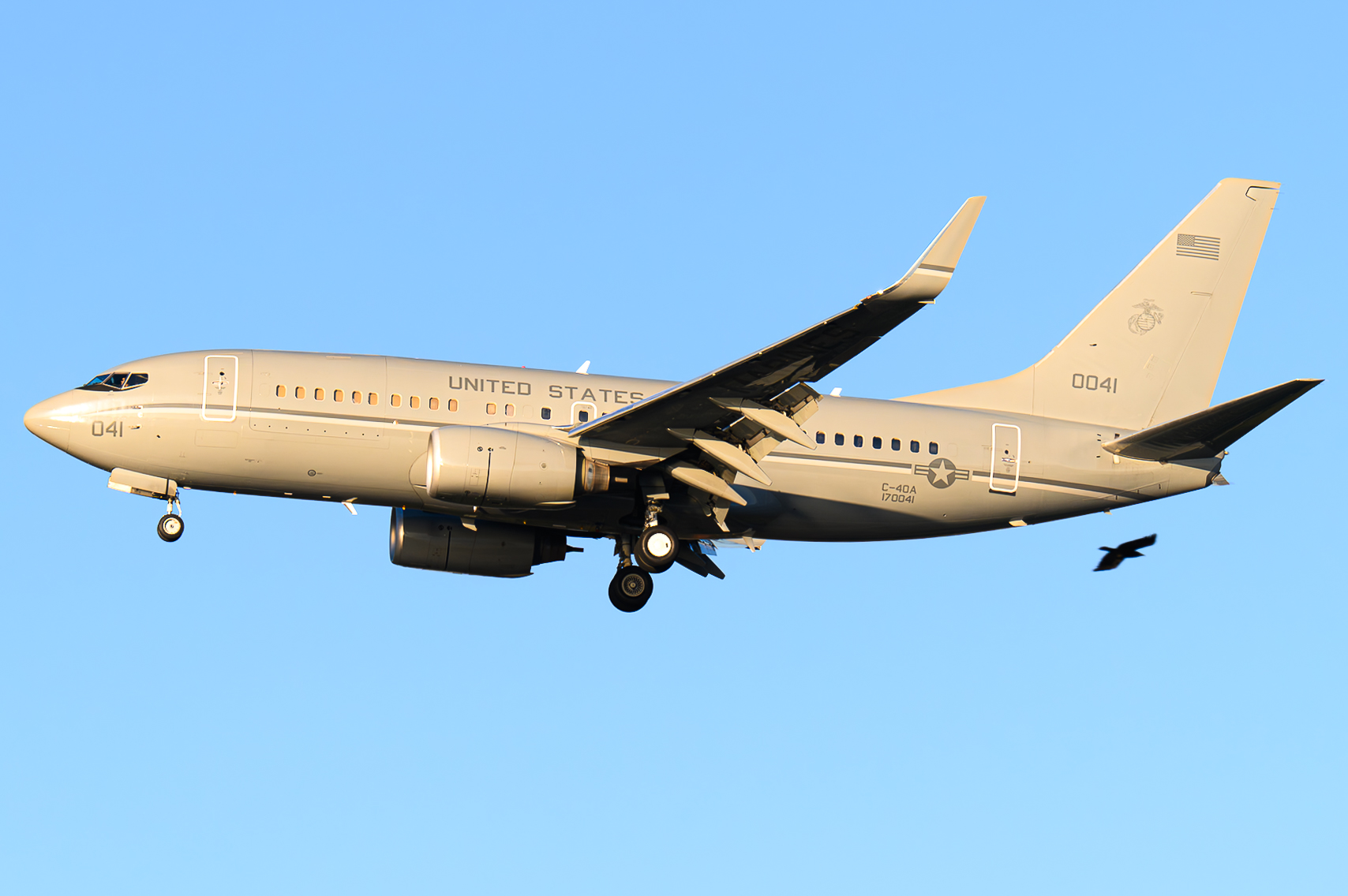 Full size: USMC - United States Marine Corp Boeing C-40 170041 at North Island NAS