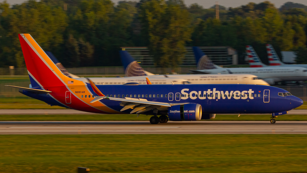 Full size: Southwest Airlines Boeing 737 MAX 8 N8814K at John Glenn Columbus International Airport
