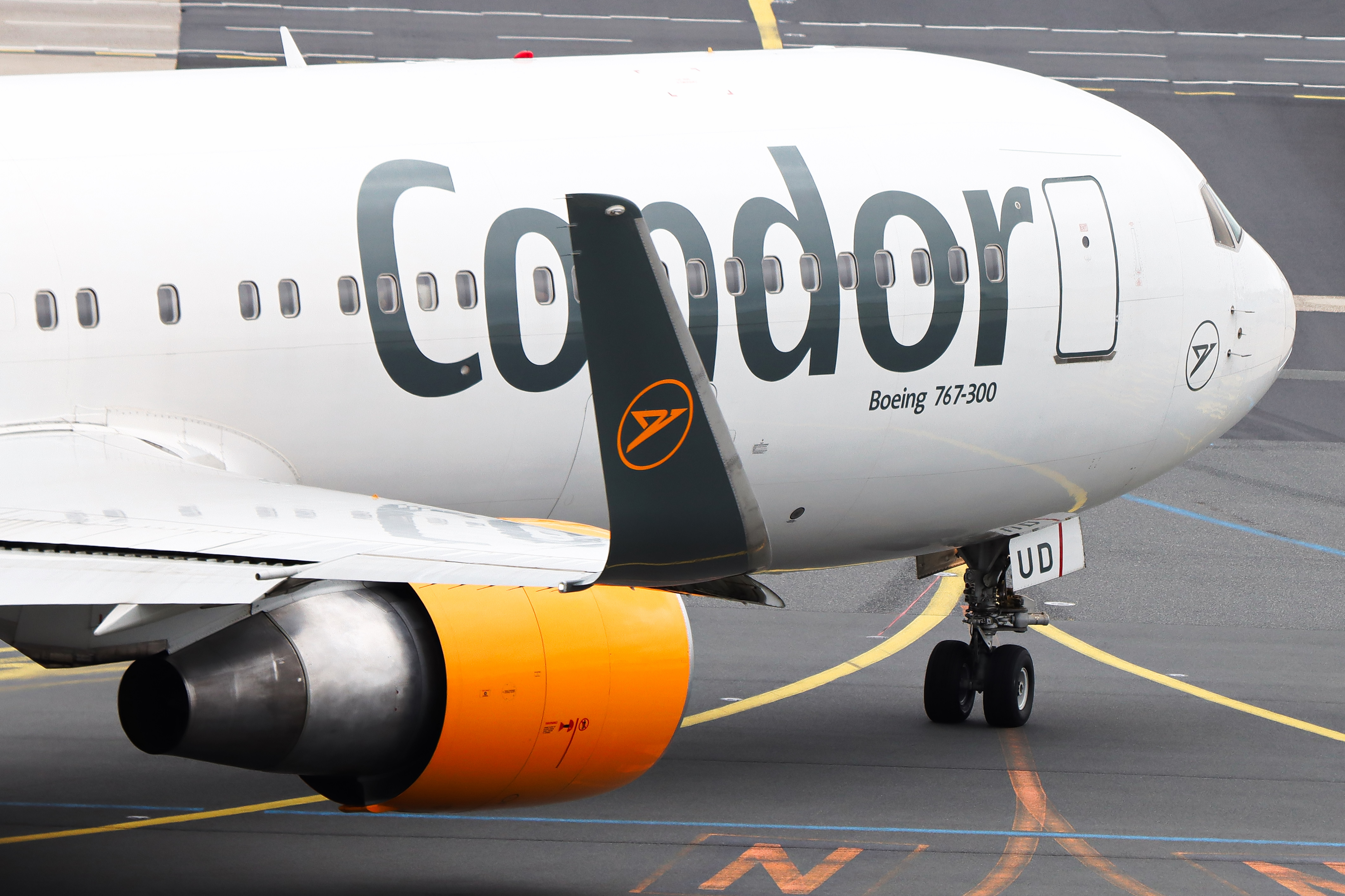 Full size: Condor Boeing 767-300ER D-ABUD at Frankfurt International Airport