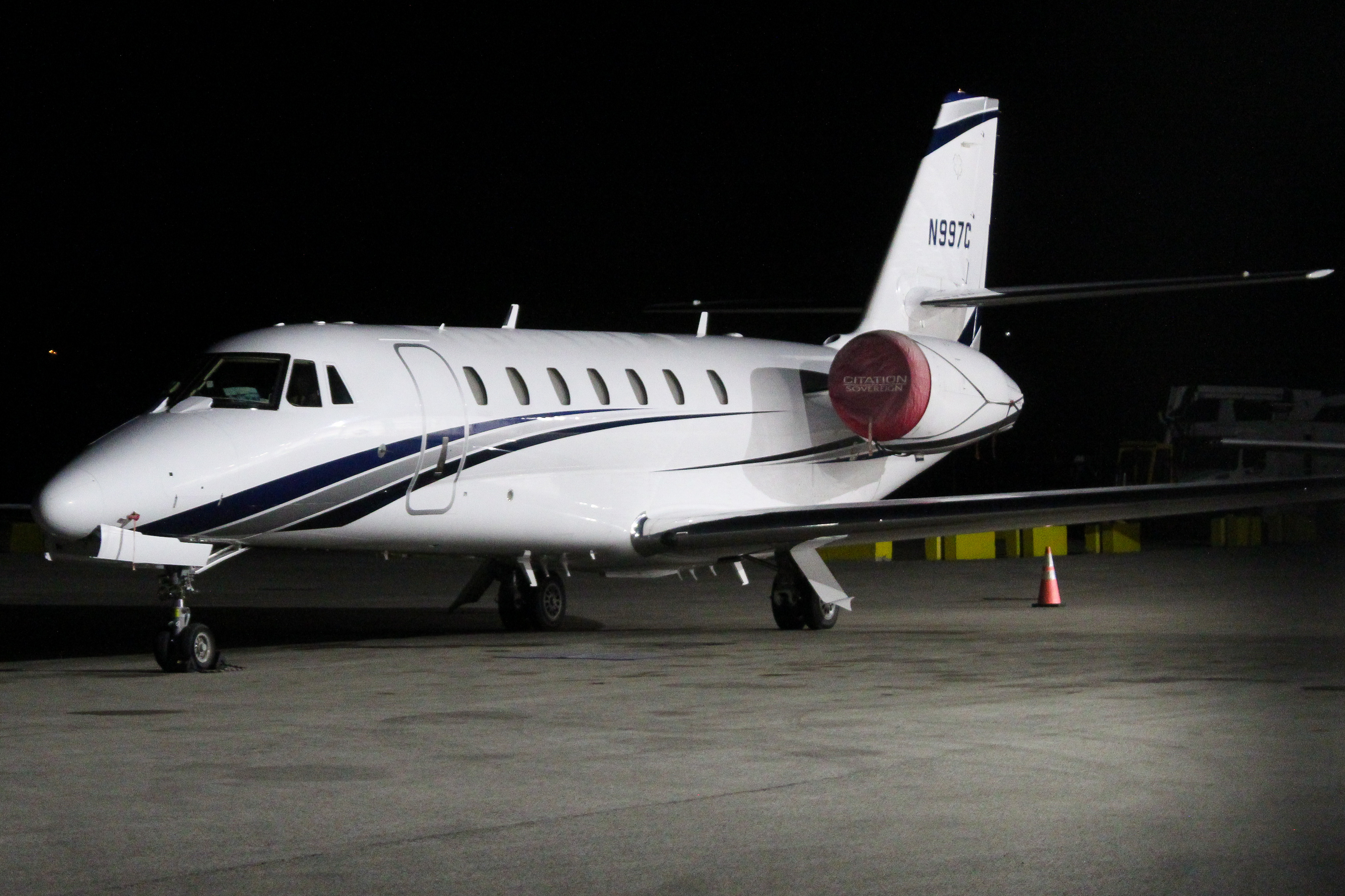 Full size: PRIVATE Cessna Citation 680 Sovereign  N997C at Cincinnati Municipal Airport/Lunken Field