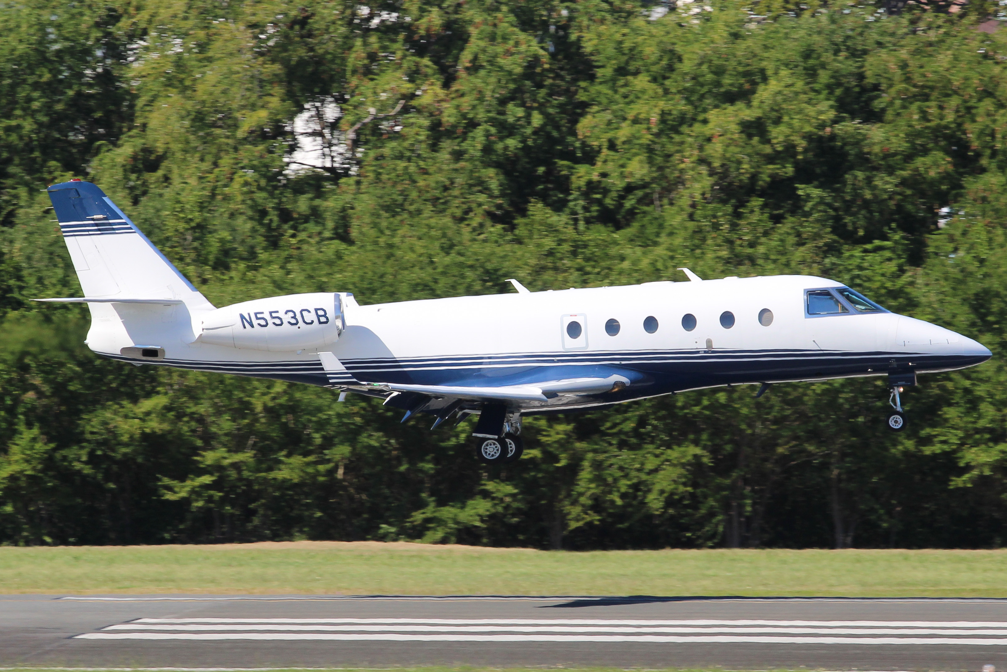 Full size: PRIVATE Gulfstream G150 N553CB at San Juan Luis Munoz Marin International Airport