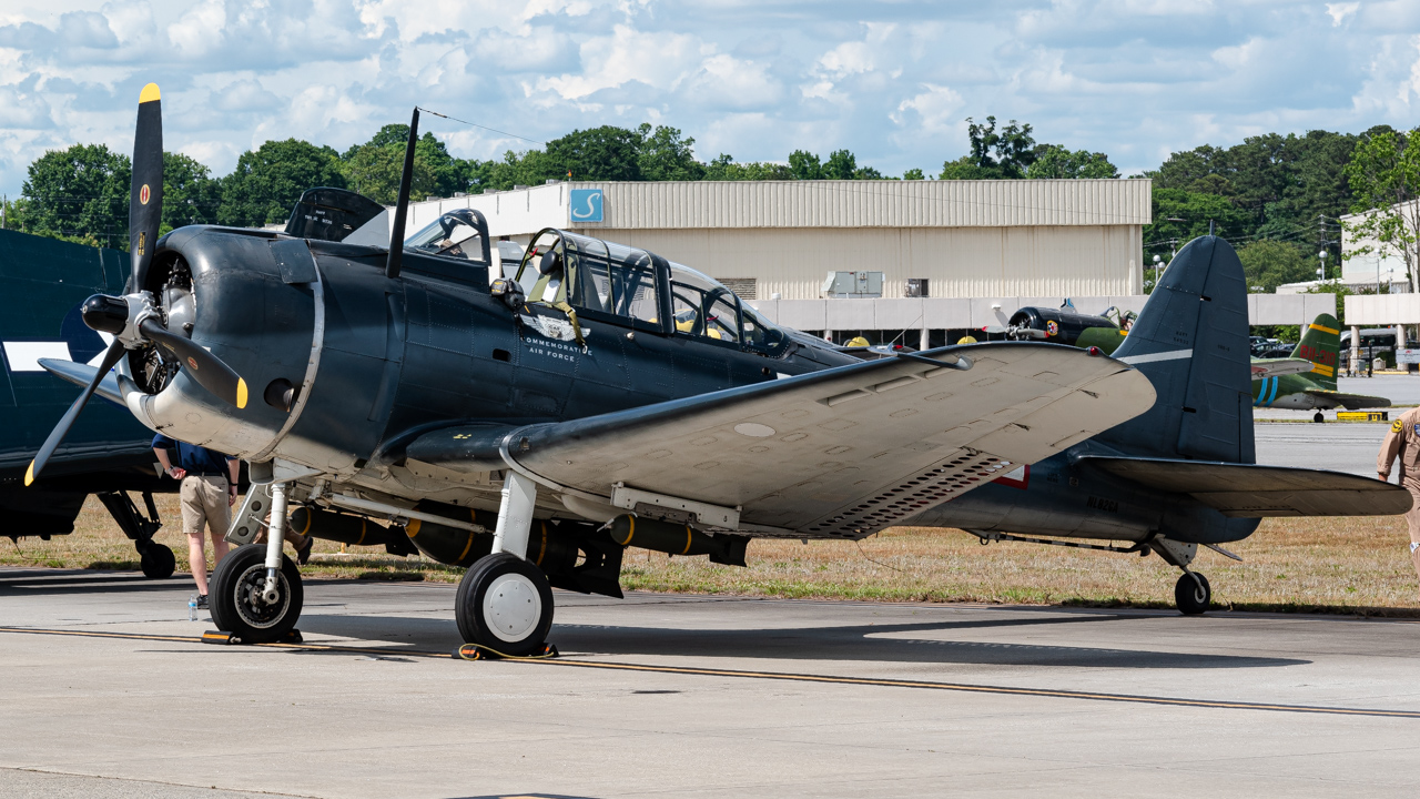 Full size: Commemorative Air Force Douglas SBD-5 Dauntless NL826A at Atlanta DeKalb Peachtree Airport
