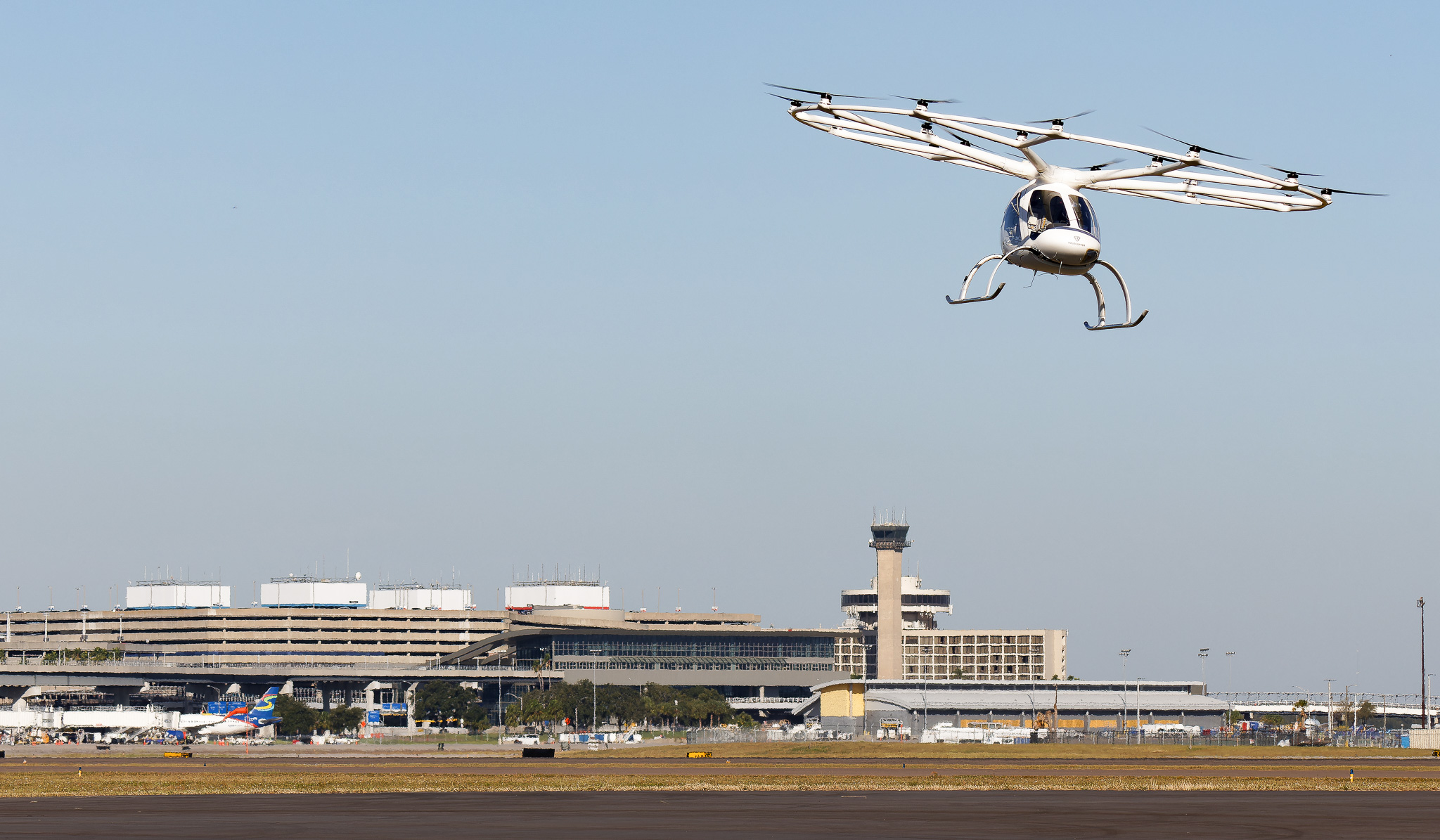 Full size: Volocopter Volocopter 2X D-MDVC at Tampa International Airport
