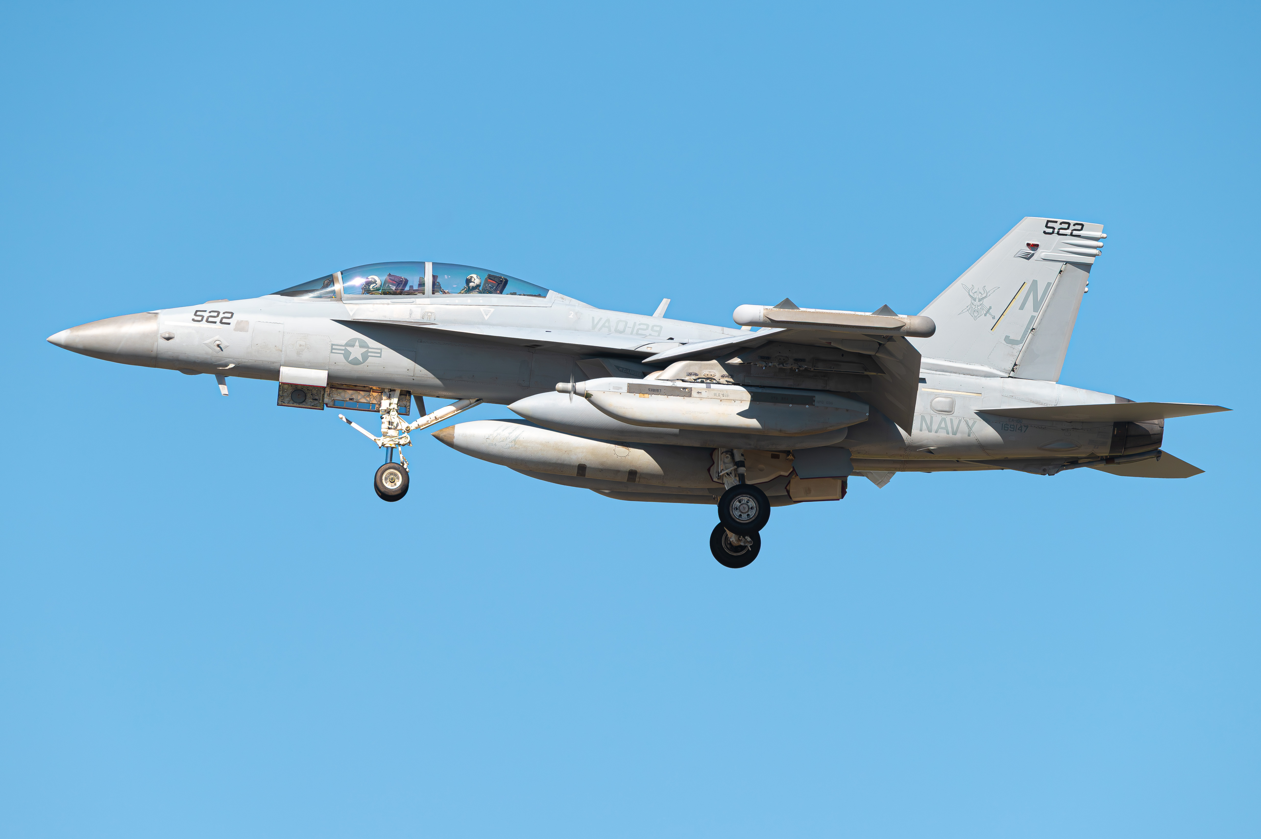 Full size: USN - United States Navy Boeing EA-18G Growler 169147 at North Island NAS