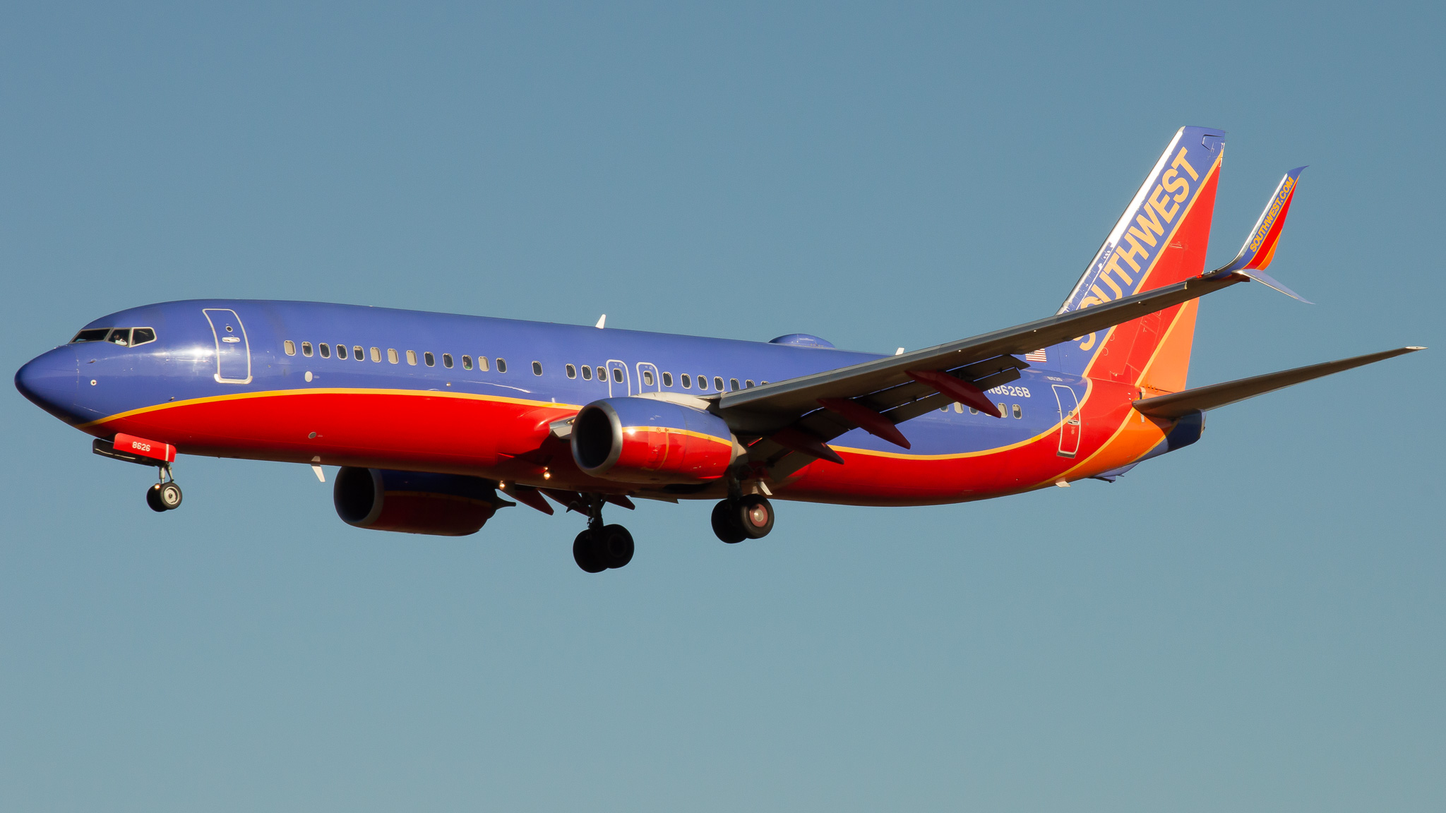 Full size: Southwest Airlines Boeing 737-800 N8626B at Baltimore/Washington International Thurgood Marshall Airport