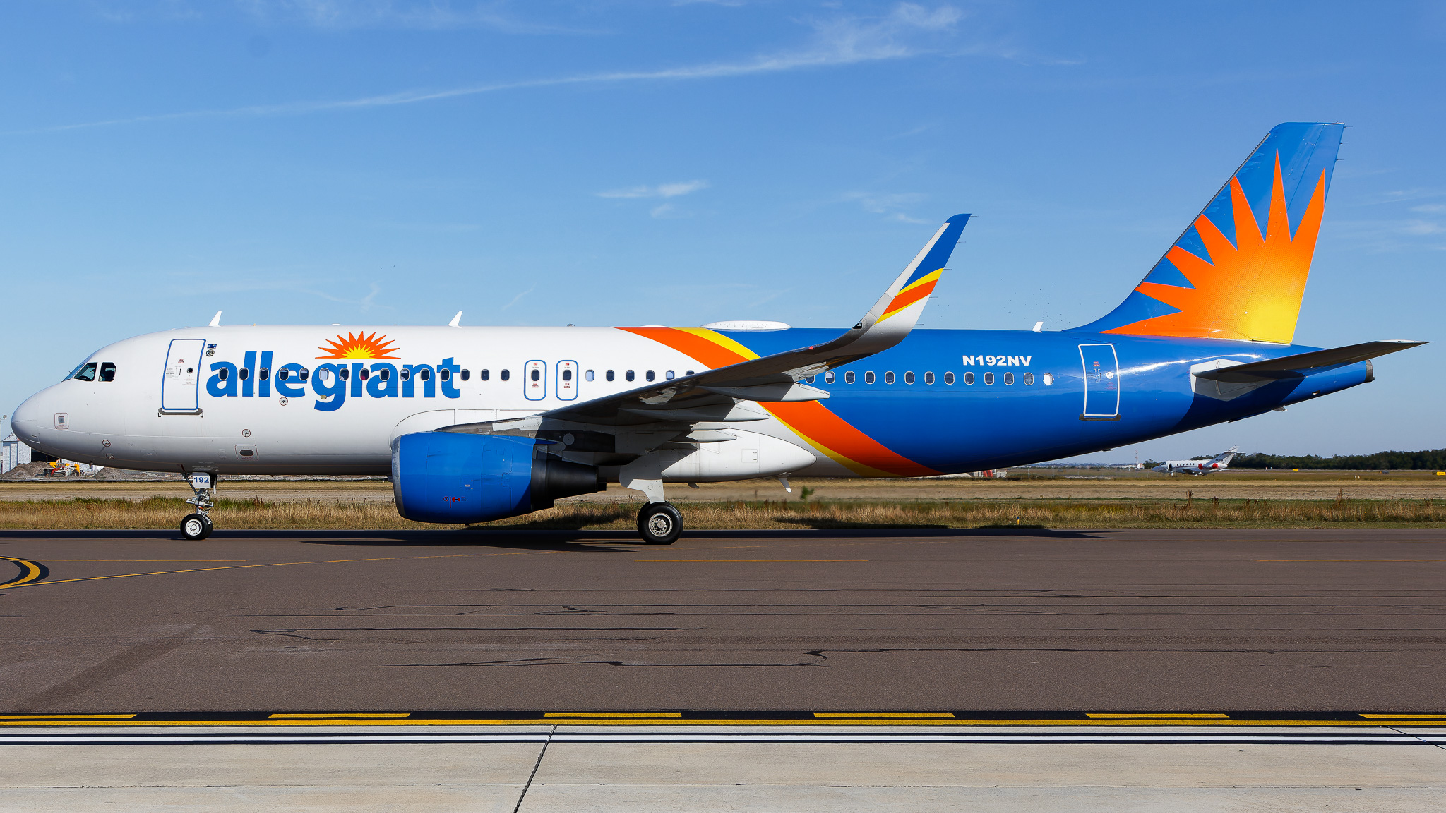 Full size: Allegiant Air Airbus A320 N192NV at St. Petersburg Clearwater International Airport