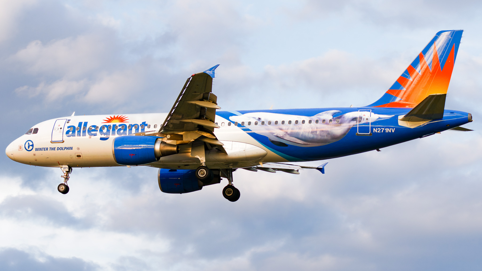 Full size: Allegiant Air Airbus A320 N271NV at St. Petersburg Clearwater International Airport