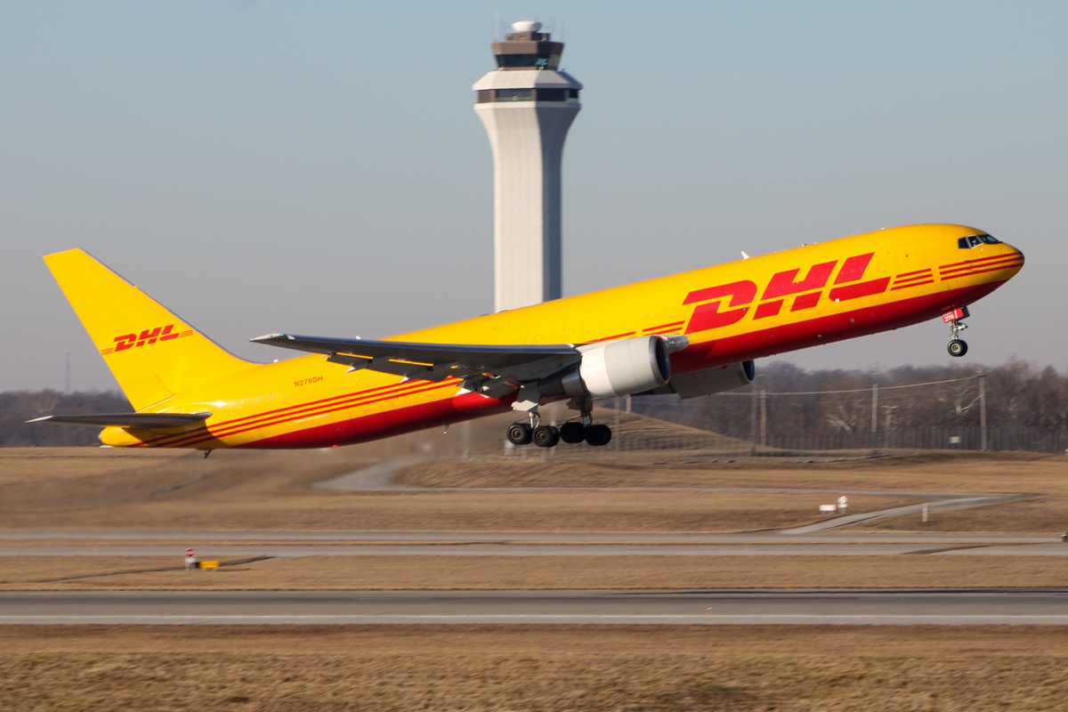 Full size: DHL Boeing 767-300F N276DH at Cincinnati/Northern Kentucky International Airport