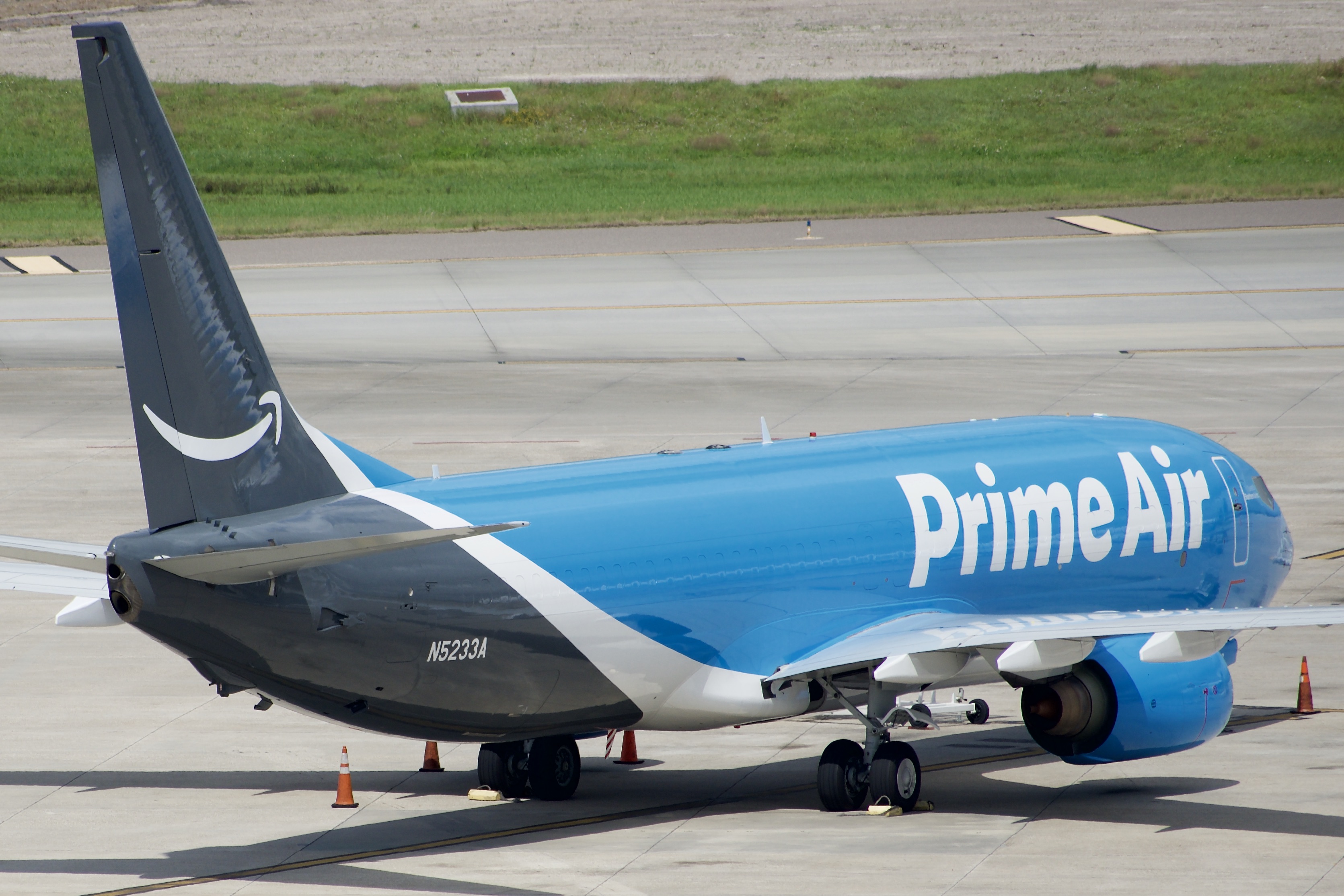 Full size: Prime Air Boeing 737-800 N5233A at Tampa International Airport