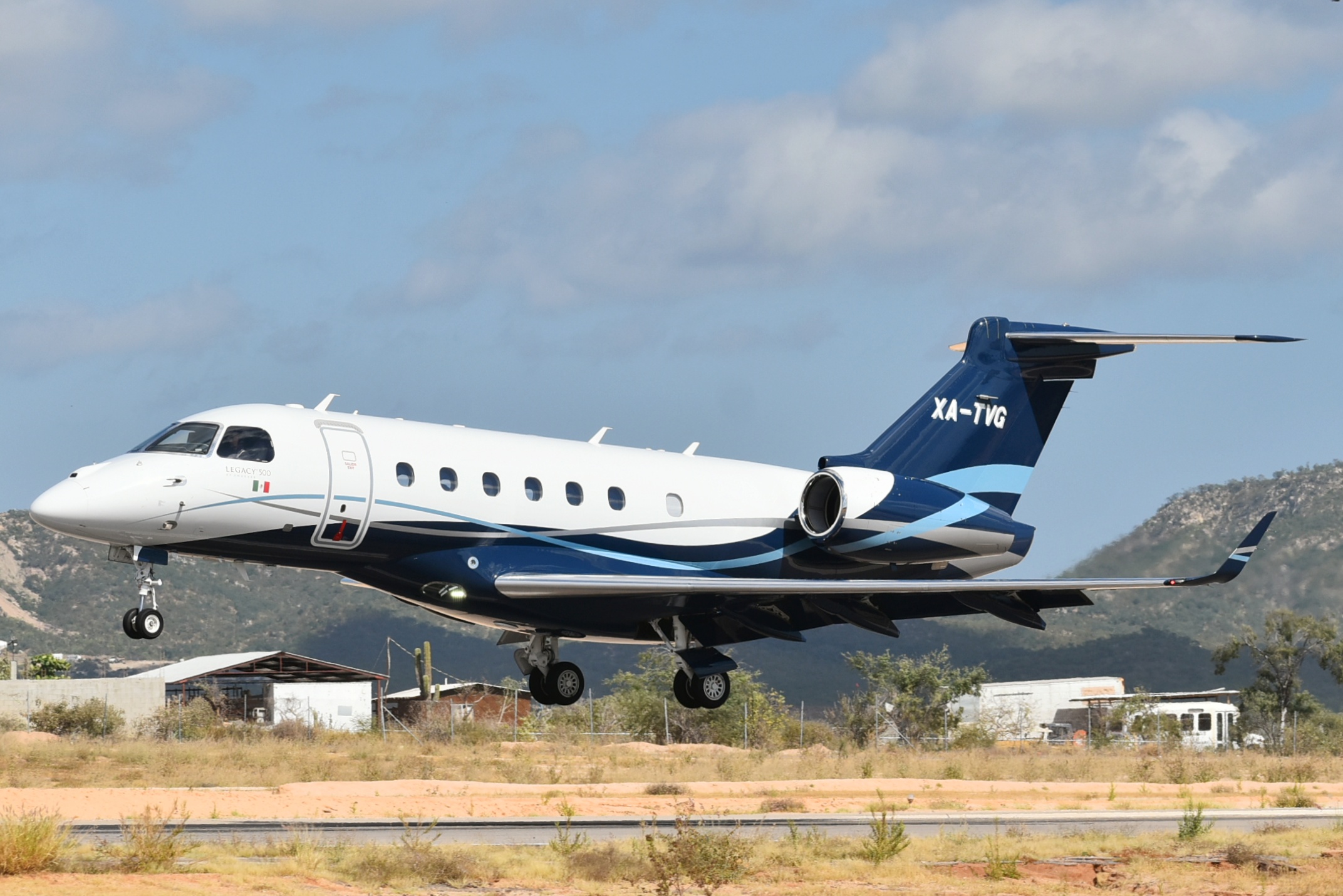 Full size: PRIVATE Embrear Legacy 500 XA-TVG at Aeropuerto de Cabo San Lucas Internacional