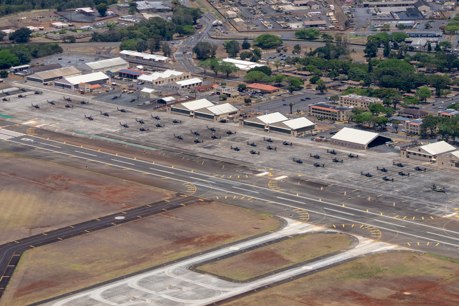 Full size: Airport Photo PHHI at Wheeler Army Airfield