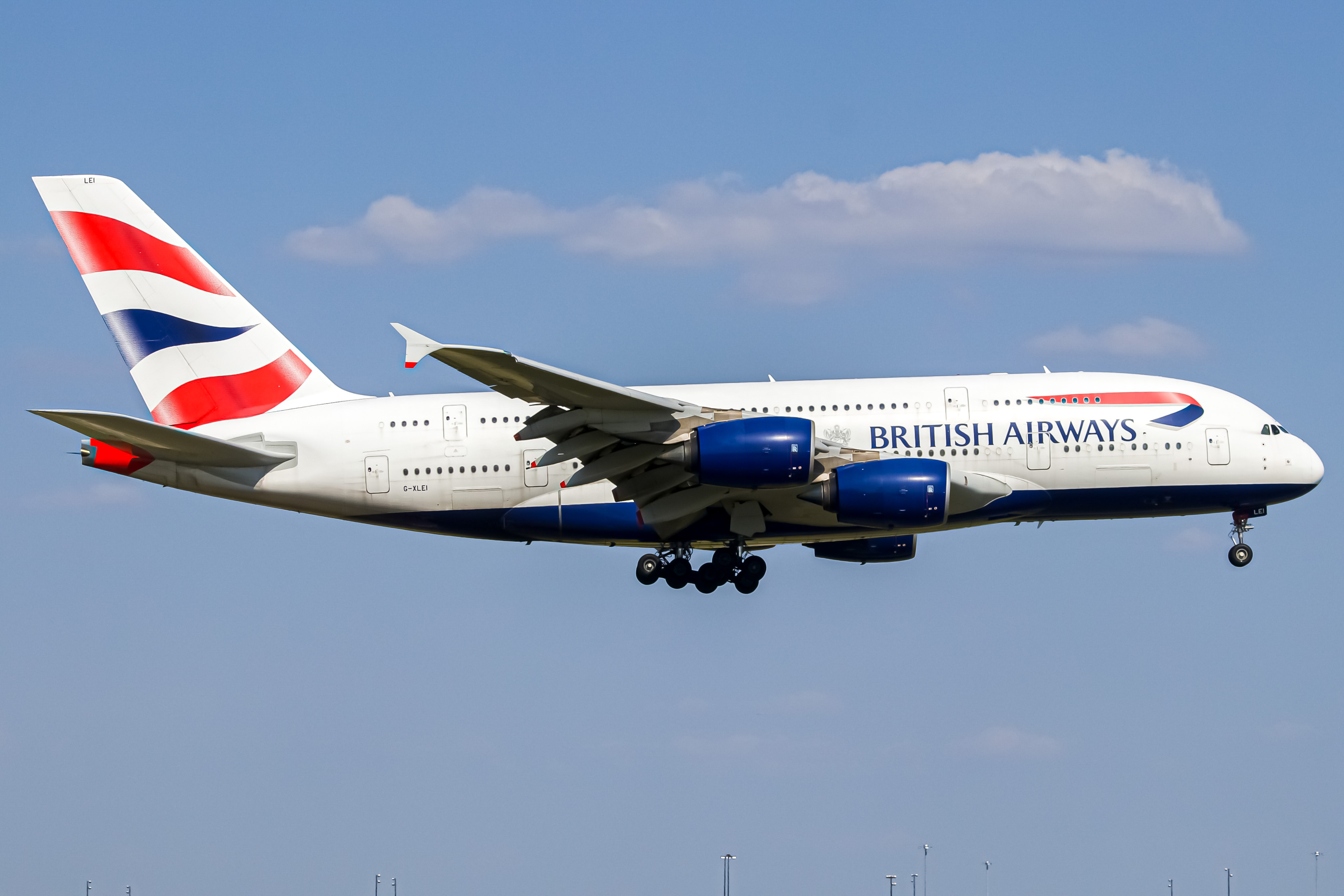 Full size: British Airways Airbus A380-800 G-XLEI at Dallas-Fort Worth International Airport