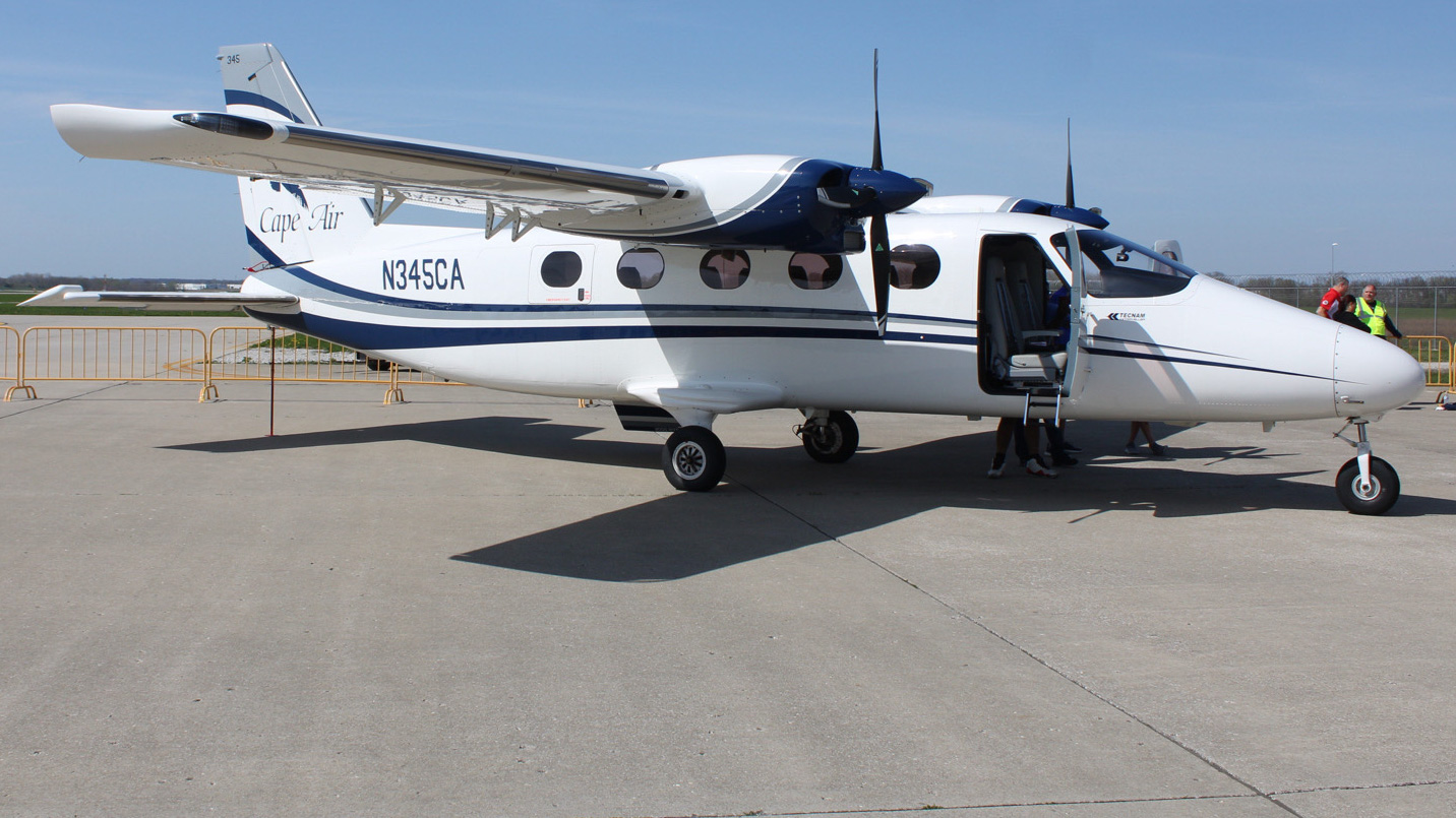 Full size: Cape Air Tecnam P-2012 N345CA at Indianapolis International Airport