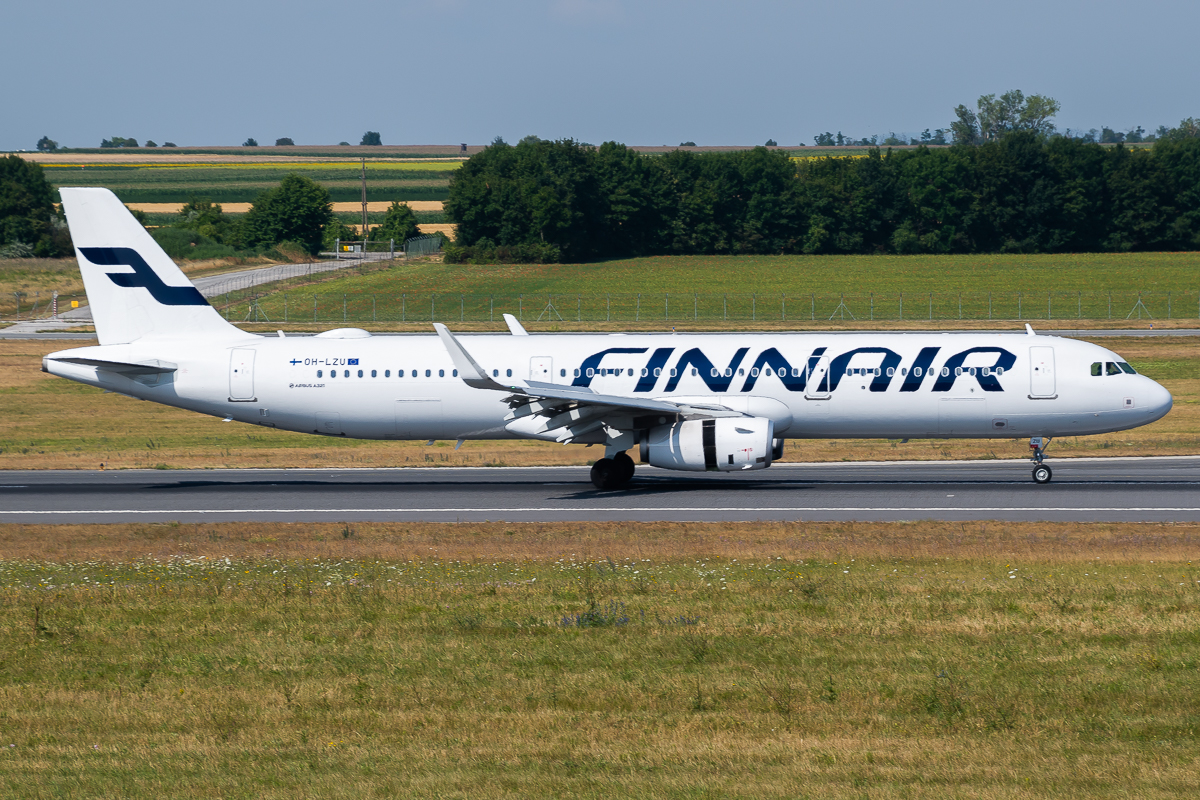 Full size: Finnair Airbus A321-200 OH-LZU at Vienna International Airport