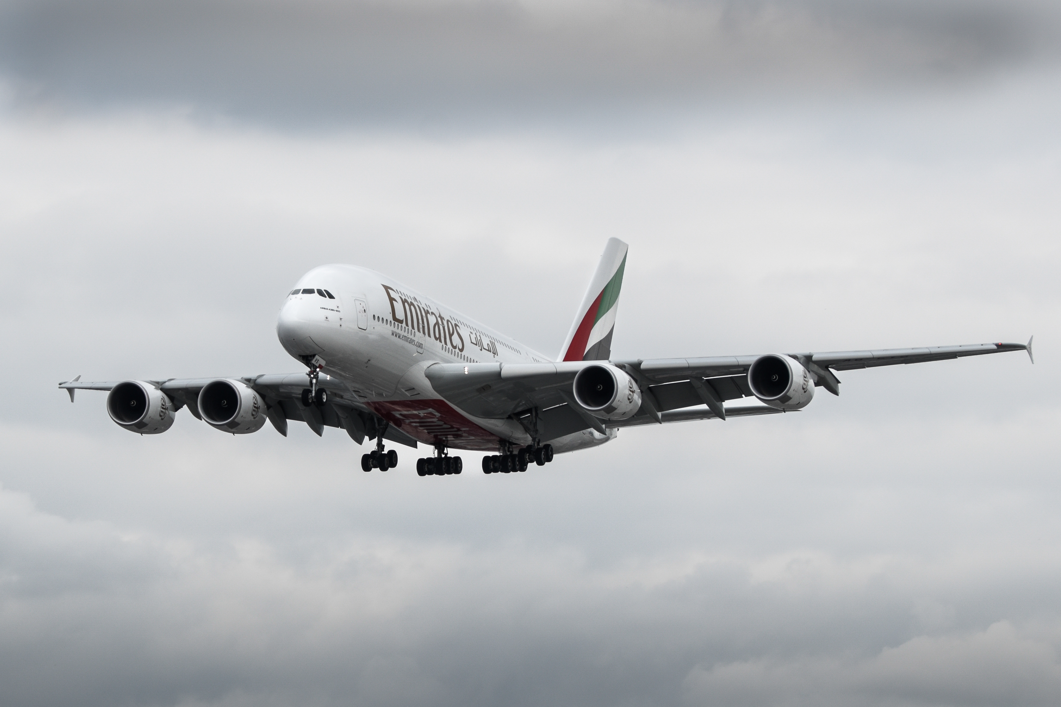 Full size: Emirates Airbus A380-800 A6-EVS at Los Angeles International Airport