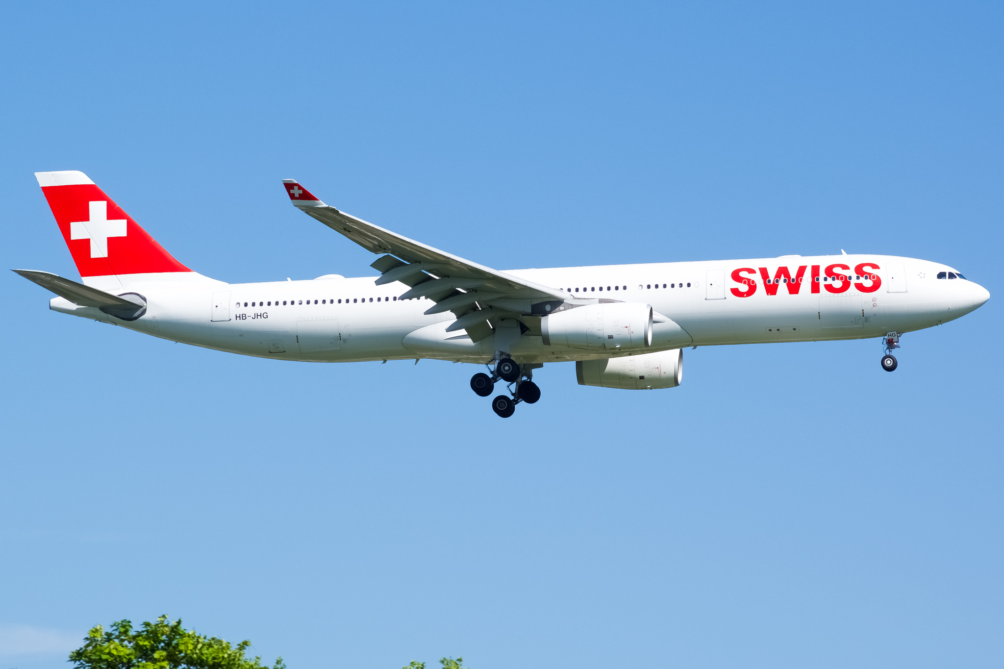 Full size: Swiss International Air Lines Airbus A330-300 HB-JHG at John F. Kennedy International Airport
