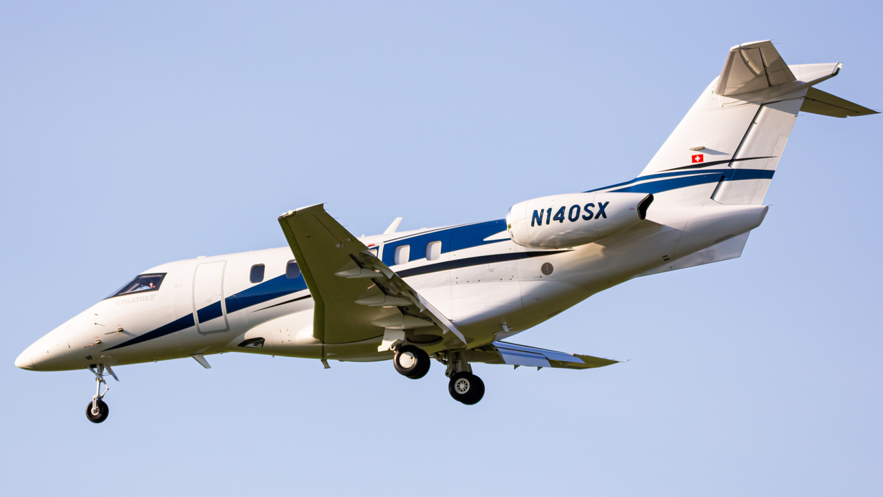 Full size: PRIVATE Pilatus PC-24 N140SX at John Glenn Columbus International Airport